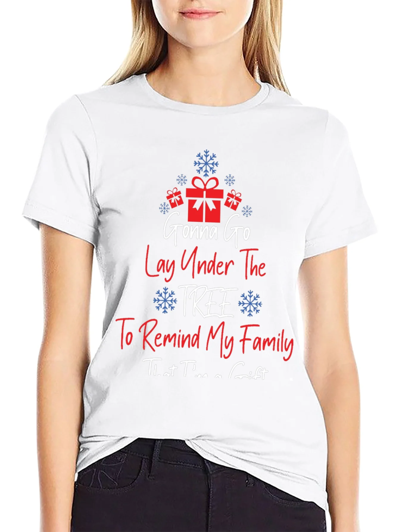 Camiseta Navide?a Gonna Go Lay Under The Tree
