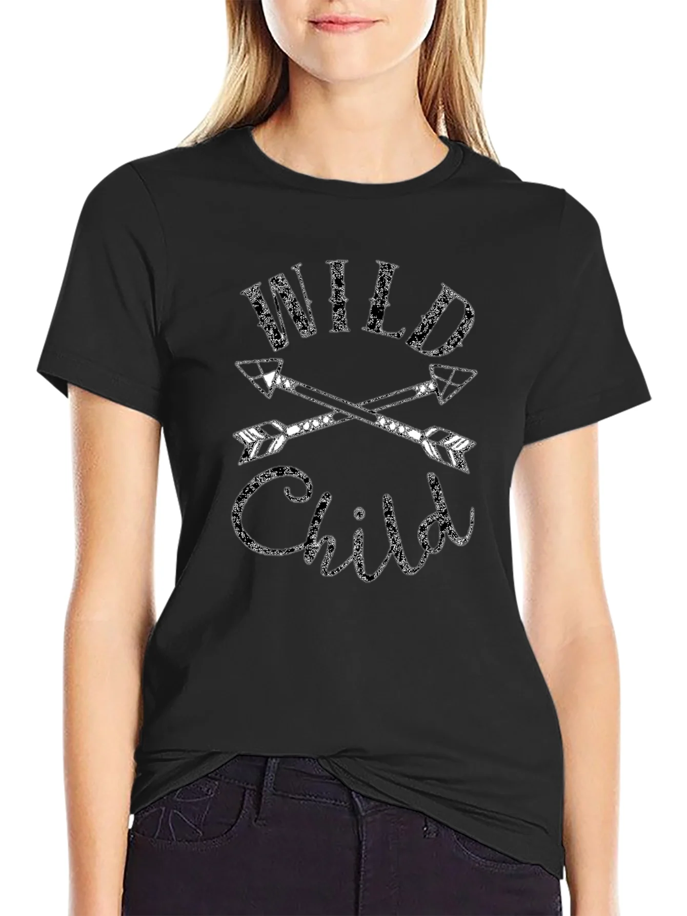 Camiseta Negra Wild Child con Flechas Cruzadas