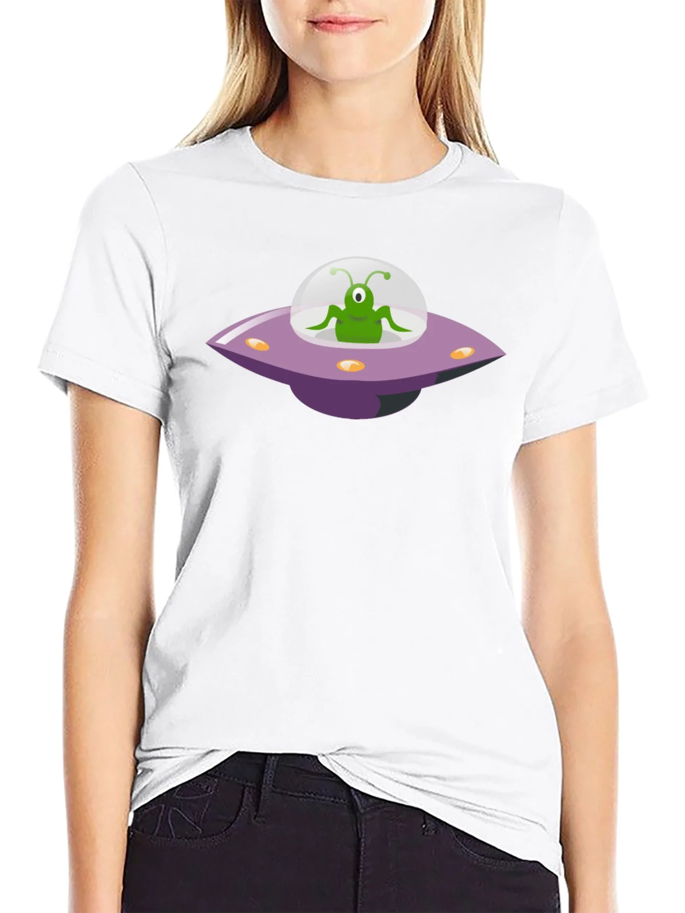 Camiseta Negra con Dise?o de Extraterrestre en Ovni