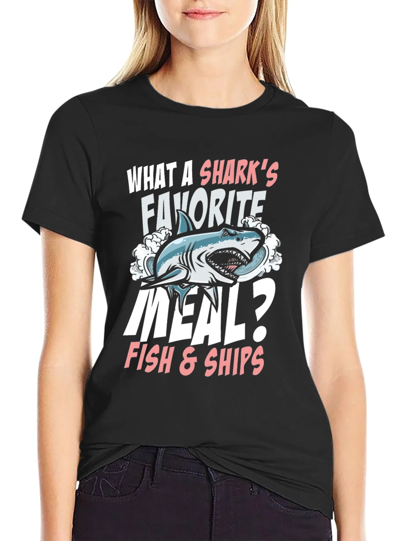 Camiseta Negra Humor Tibur¨®n - ?Fish & Ships!
