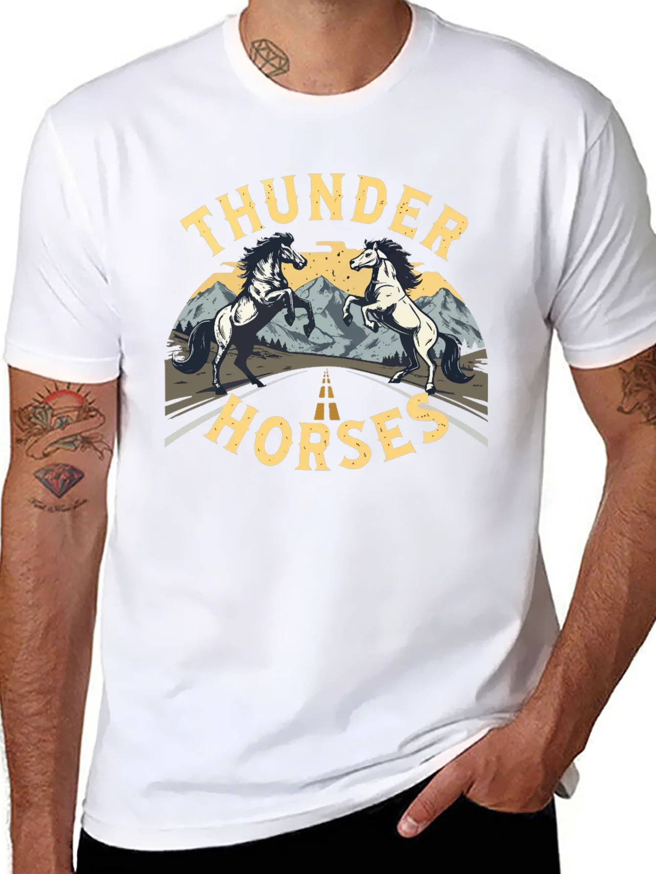 Camiseta Negra Thunder Horses Estampada para Hombre