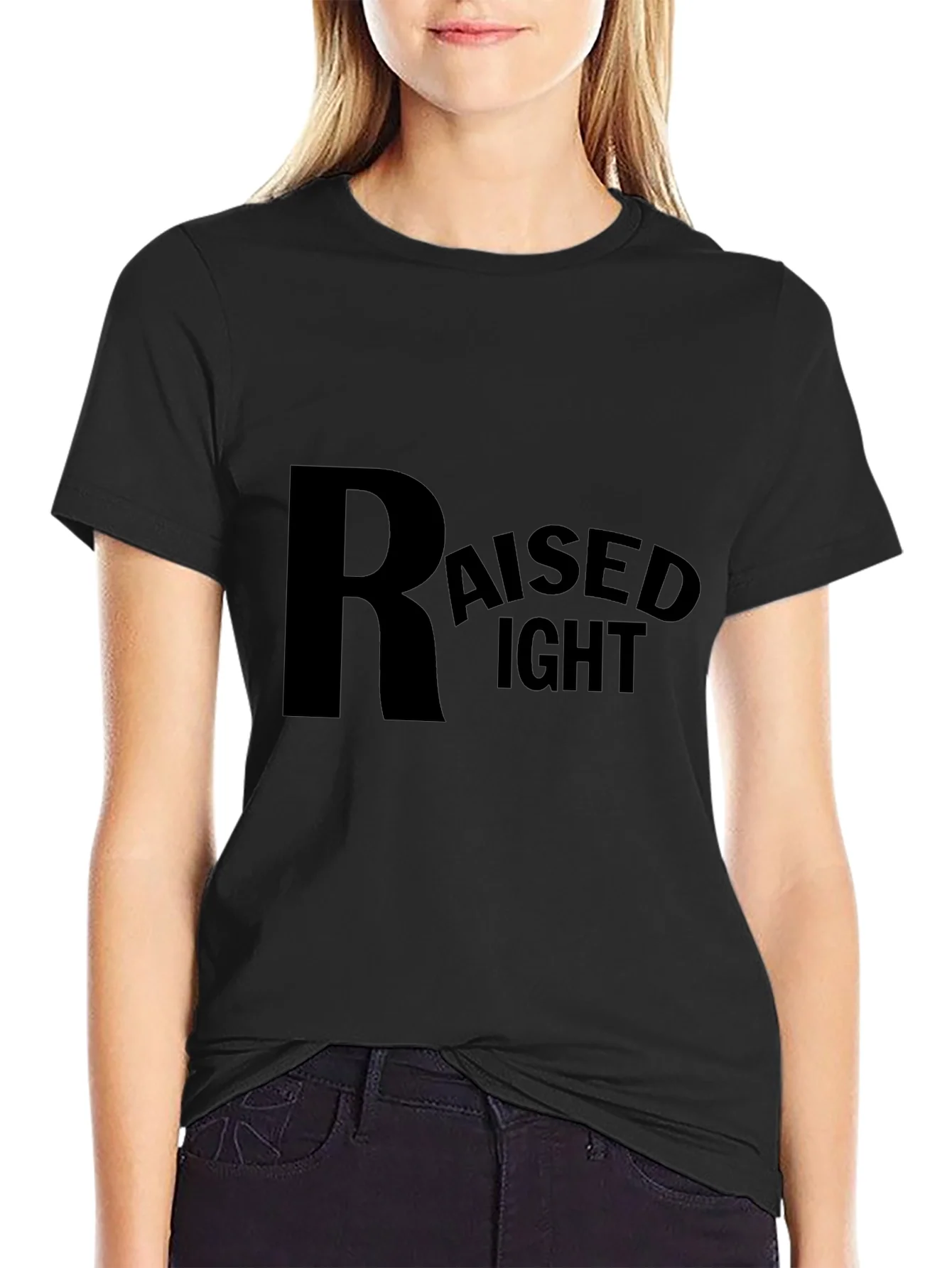 Camiseta Negra Raised Right - Estilo Casual