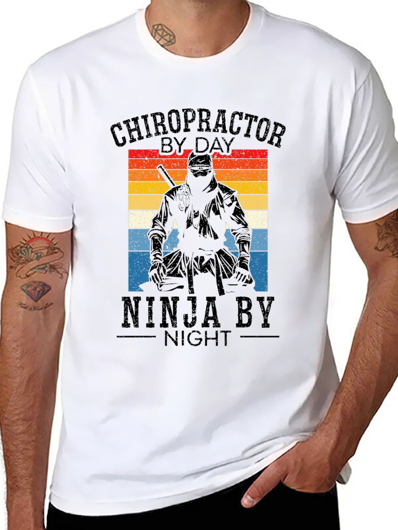 Camiseta Negra: Quiropr¨¢ctico de D¨ªa Ninja de Noche