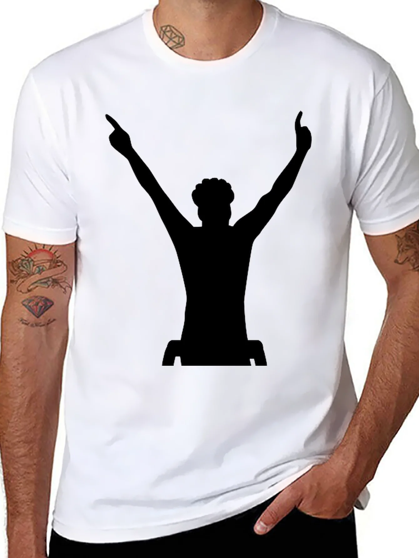 Camiseta Negra Silueta DJ Levantando las Manos