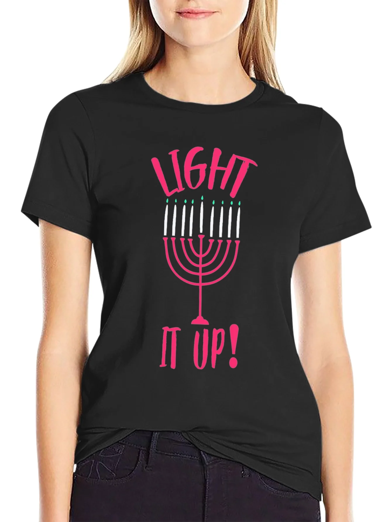 Camiseta Negra Light It Up! Hanukkah