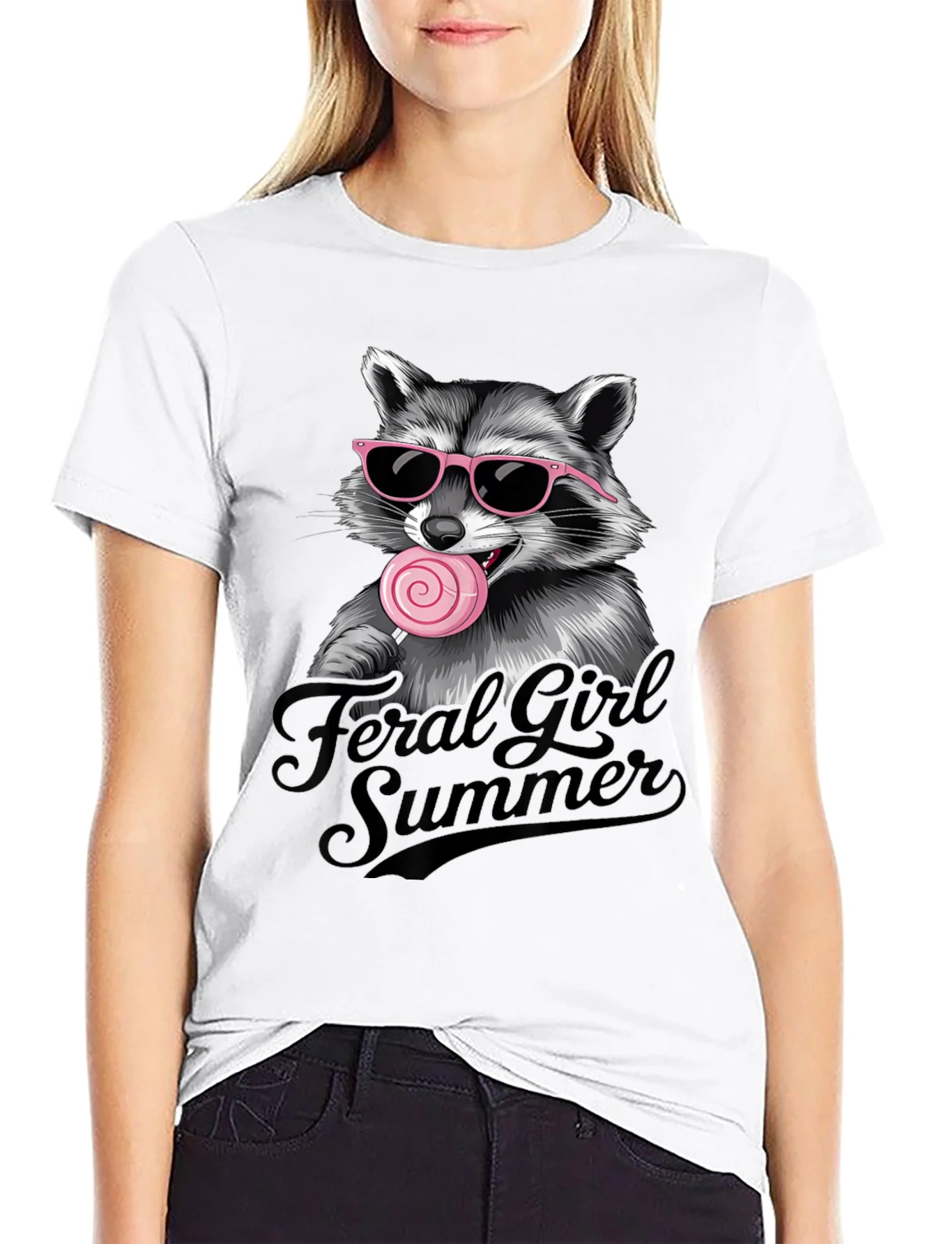 Camiseta Negra Raccoon Feral Girl Summer