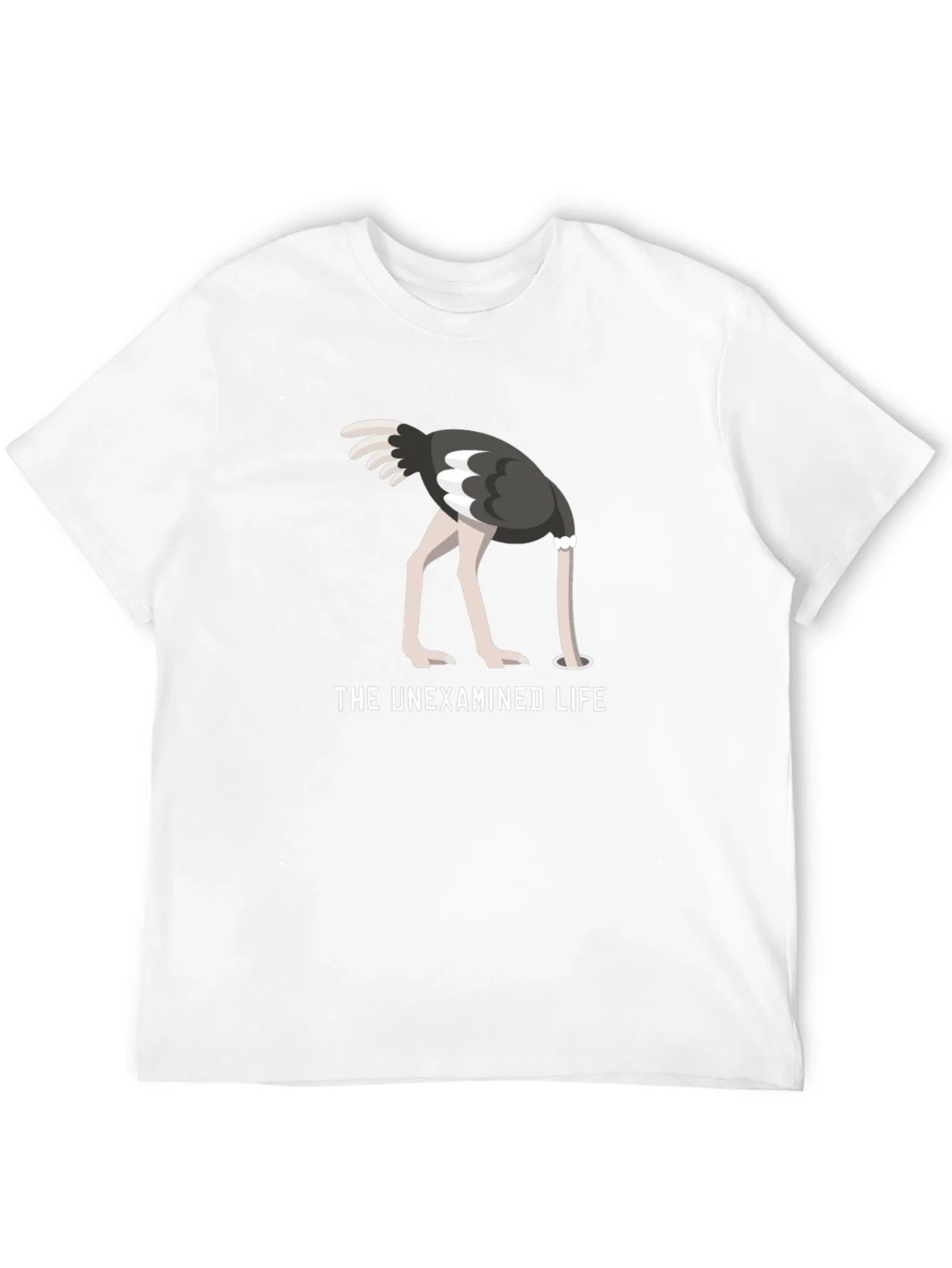 Camiseta Negra: Avestruz y la Vida Inexplorada