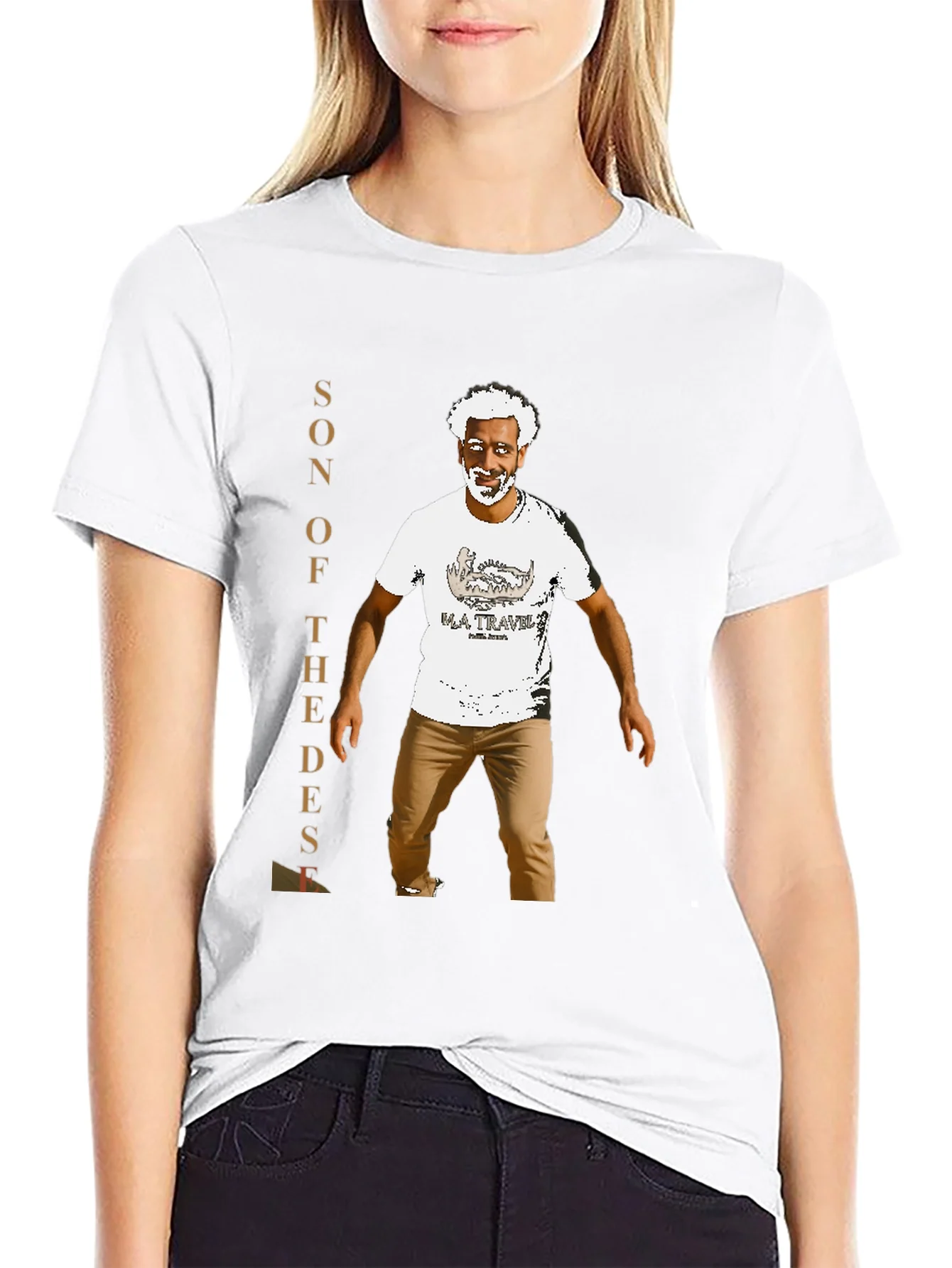 Camiseta Negra Hijo del Desierto con Dise?o Gr¨¢fico