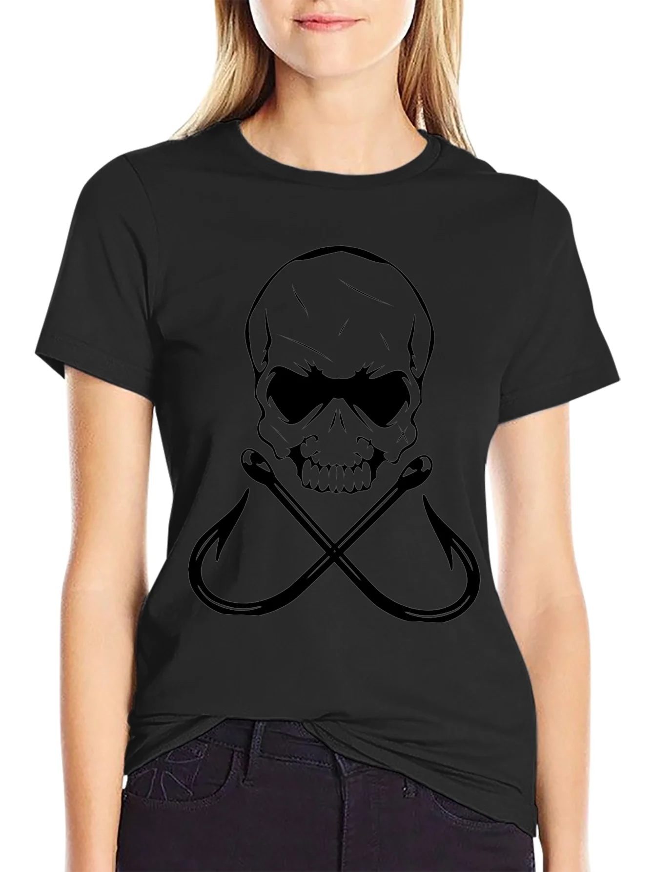 Camiseta Negra con Calavera y Anzuelos Cruzados