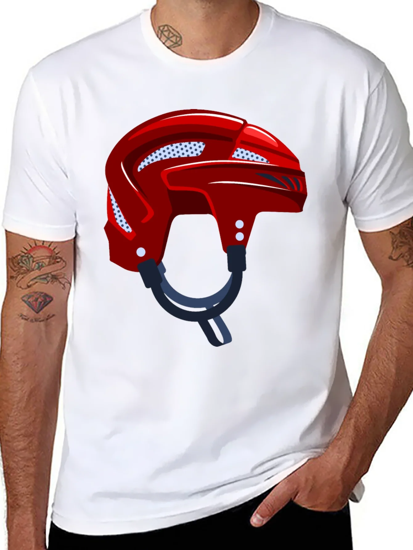 Camiseta Negra con Casco de Hockey Rojo