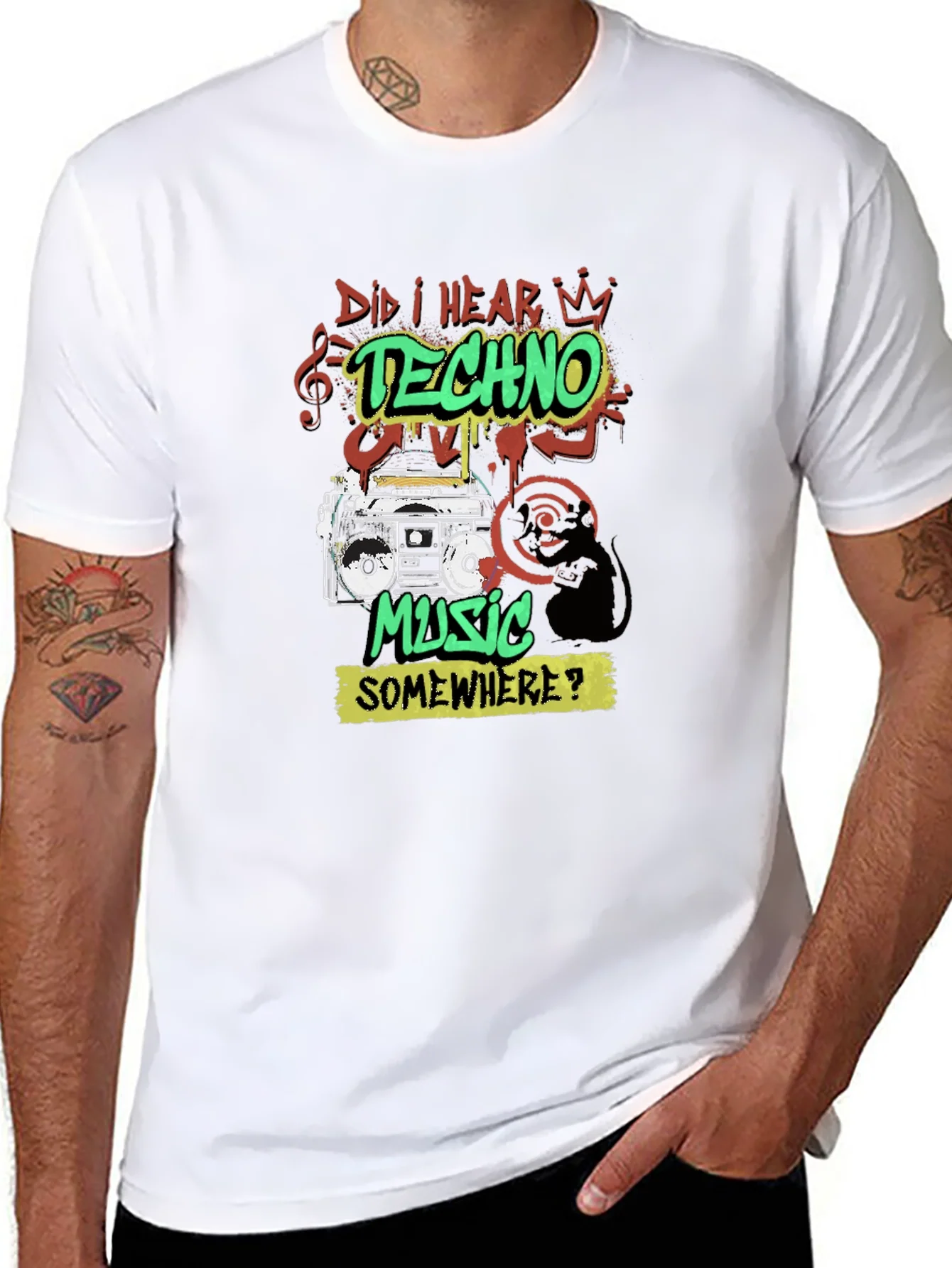 Camiseta Negra Techno Music Retro