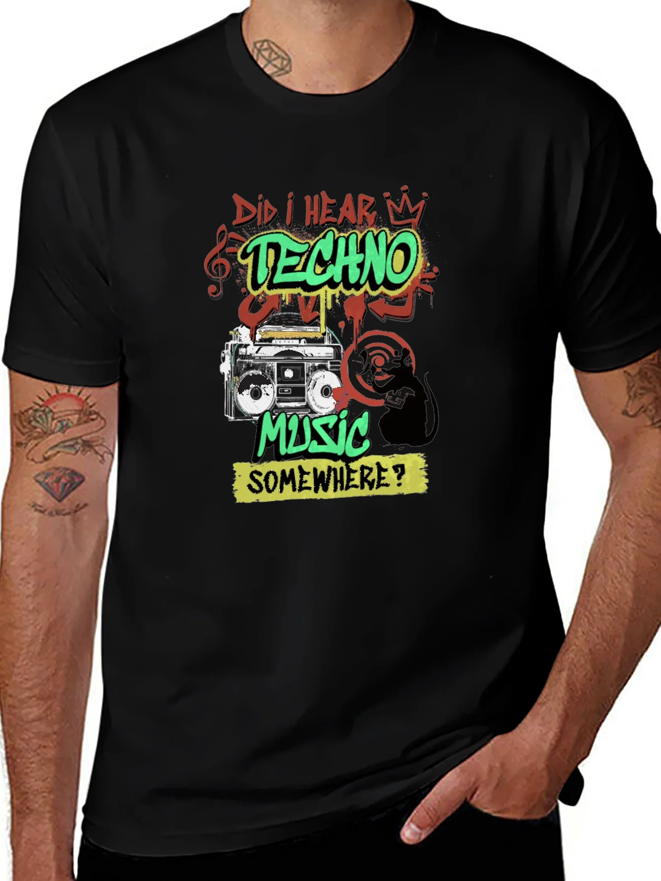 Camiseta Negra Techno Music Retro