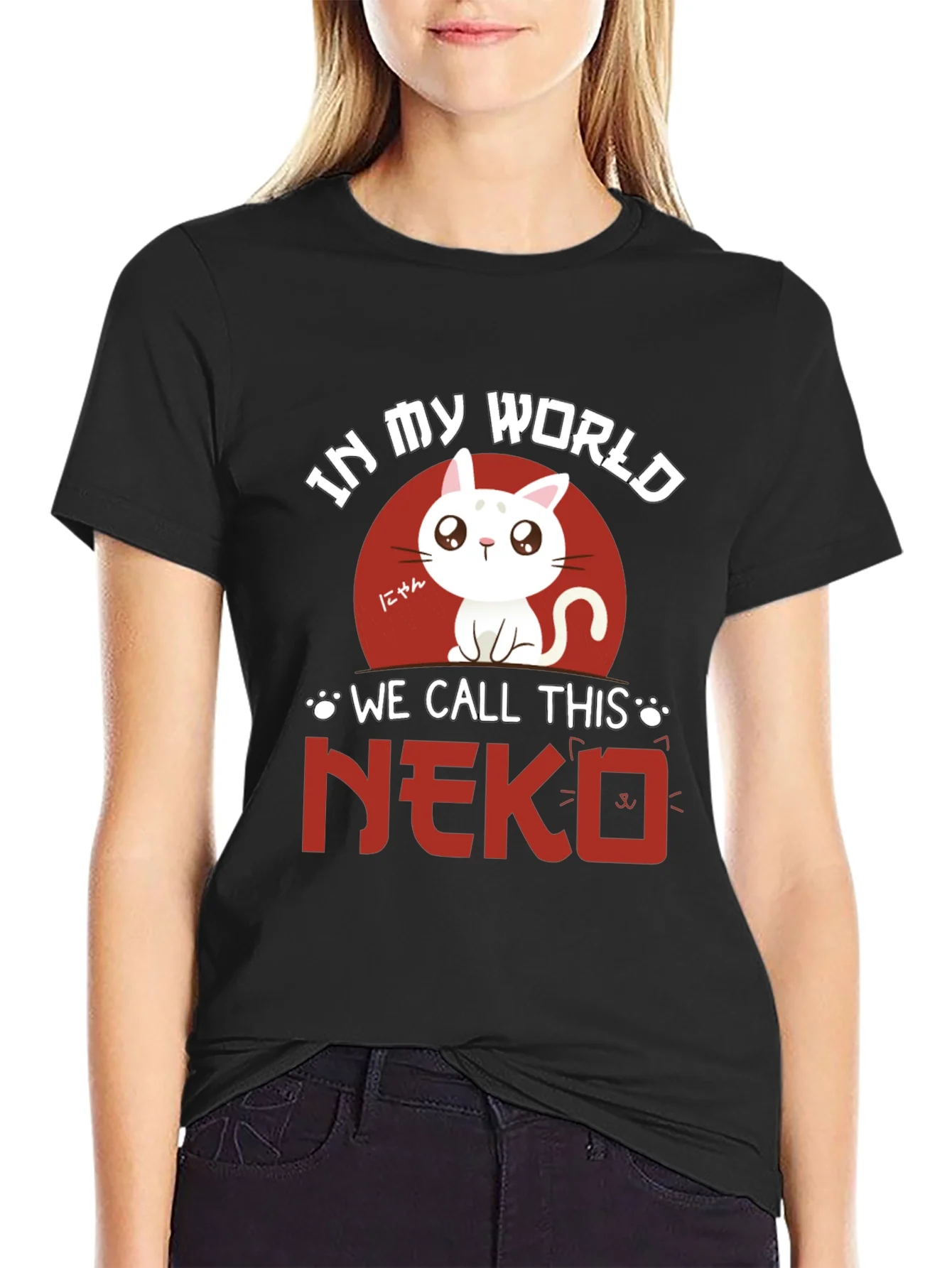 Camiseta Negra con Dise?o de Gato Neko