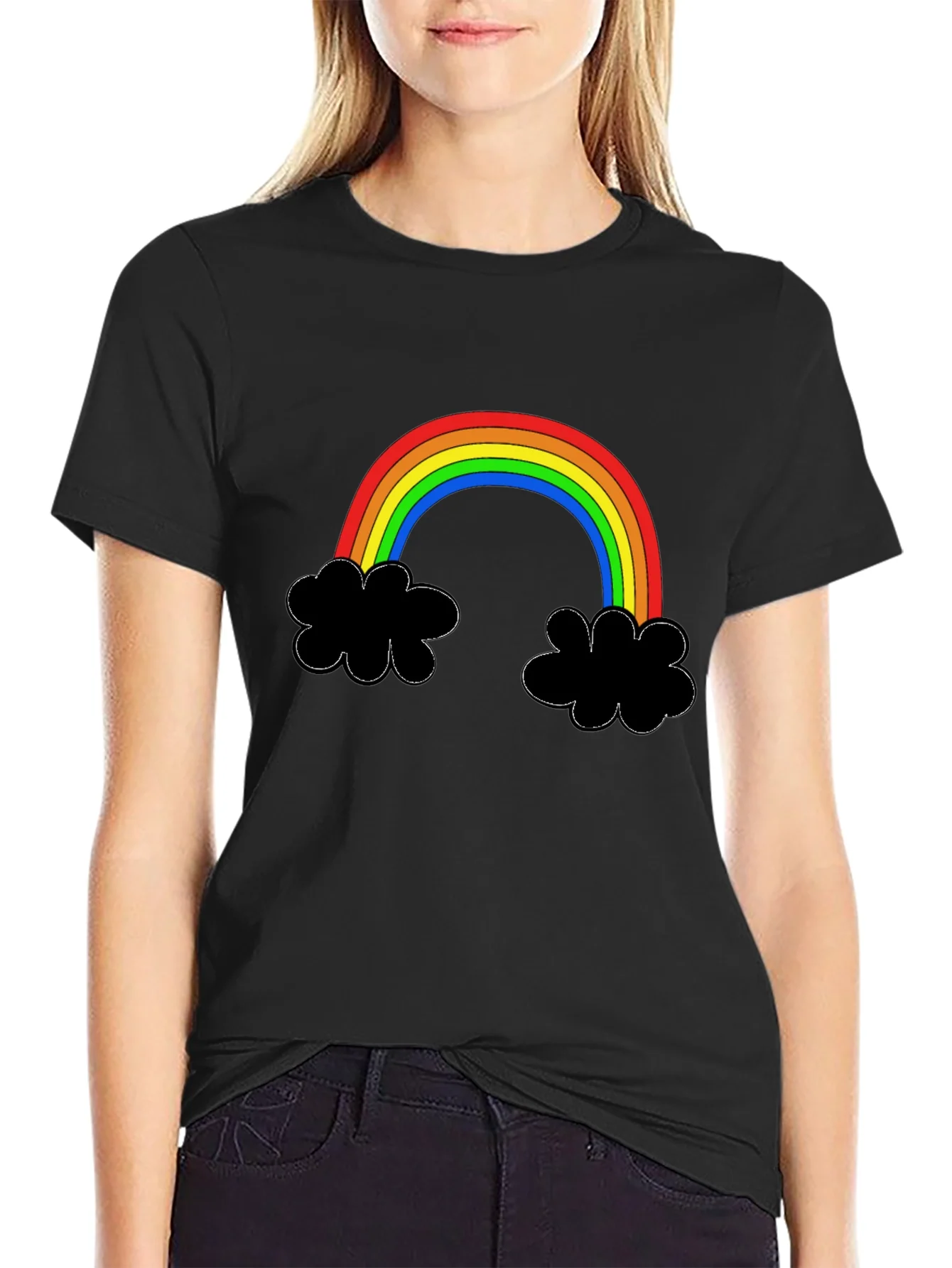 Camiseta Negra con Arco¨ªris y Nubes