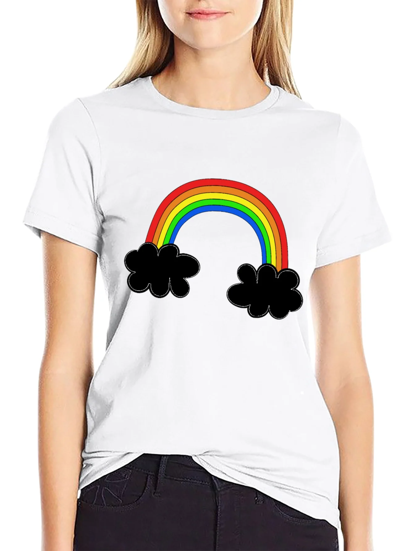 Camiseta Negra con Arco¨ªris y Nubes
