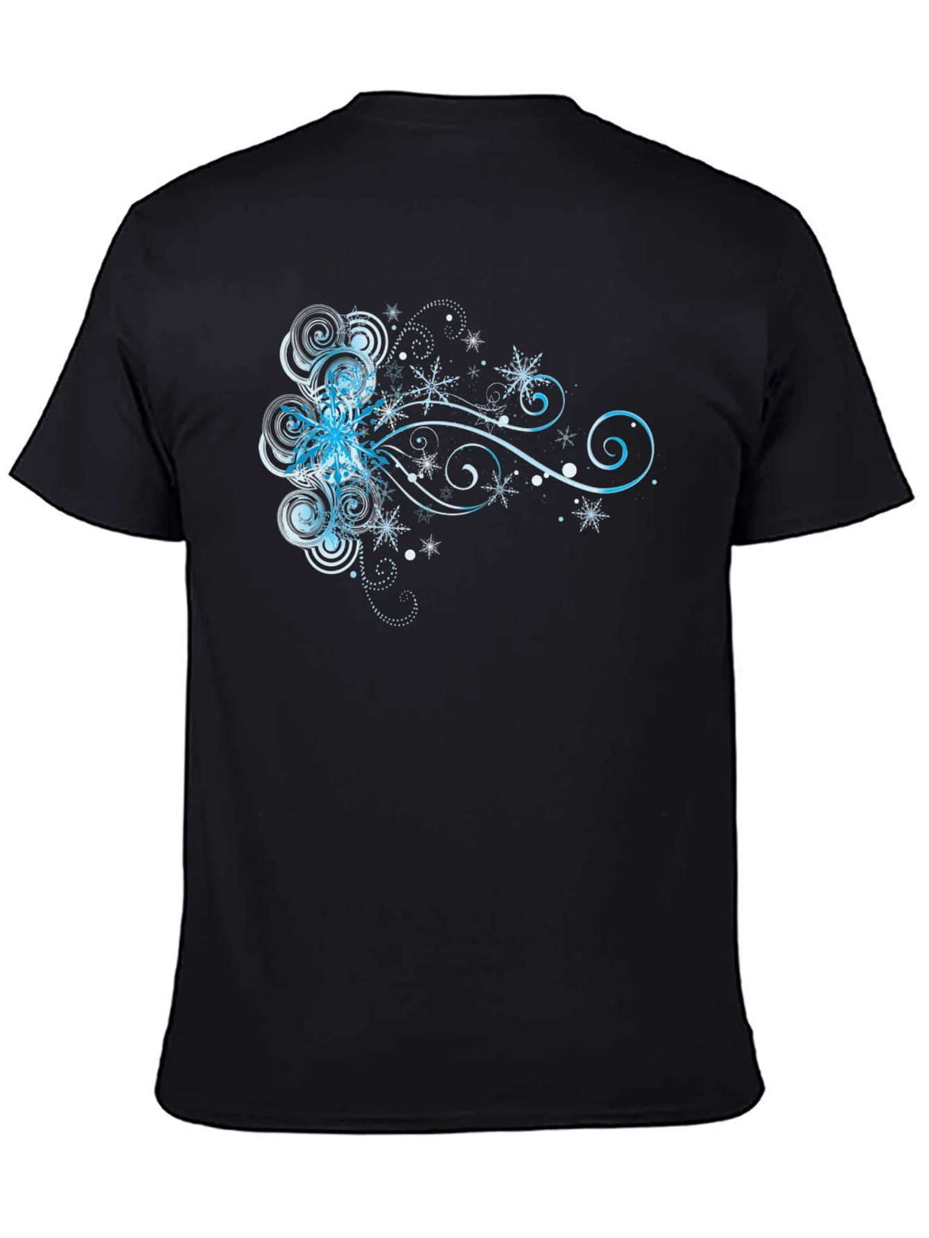 Camiseta Negra con Dise?o Invernal Abstracto
