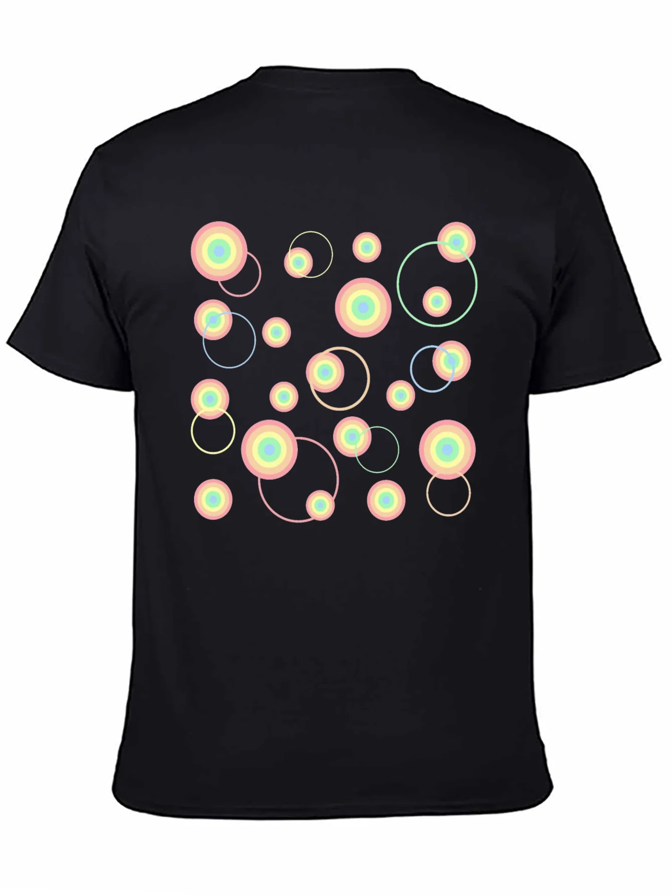 Camiseta Negra con Dise?o Abstracto de C¨ªrculos Pastel