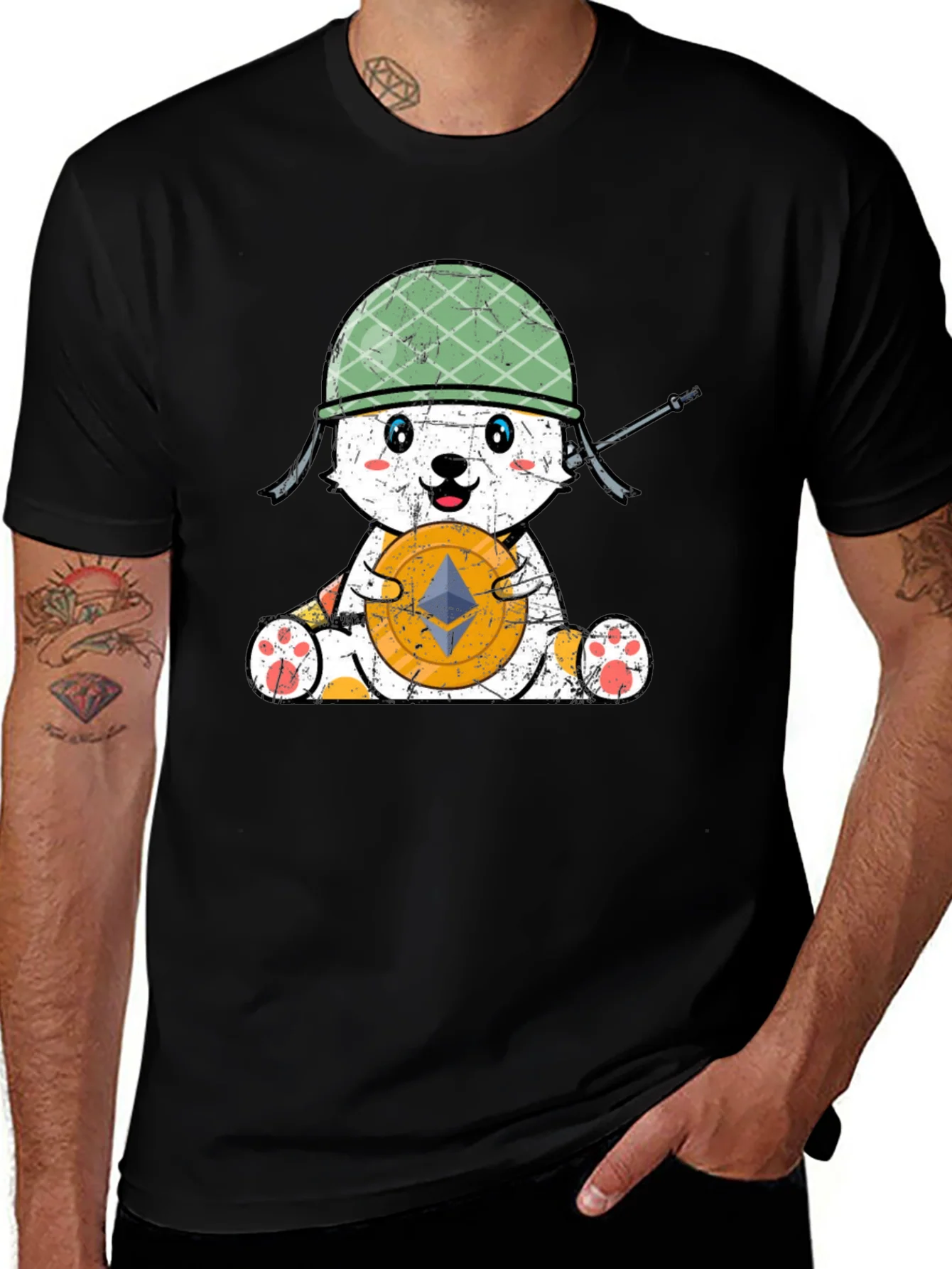 Camiseta Negra con Dise?o de Oso Militar Crypto