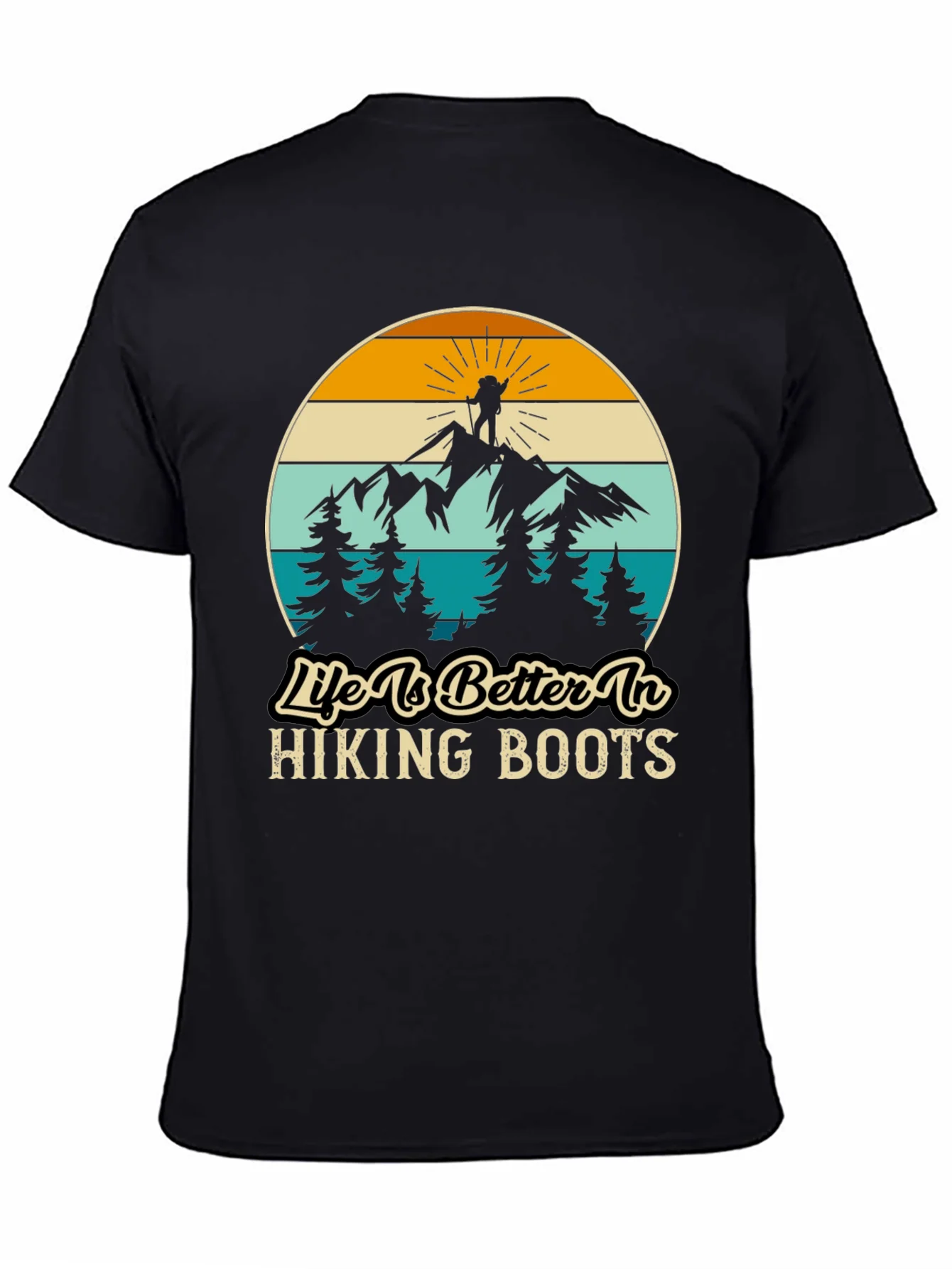 Camiseta Negra Life is Better in Hiking Boots