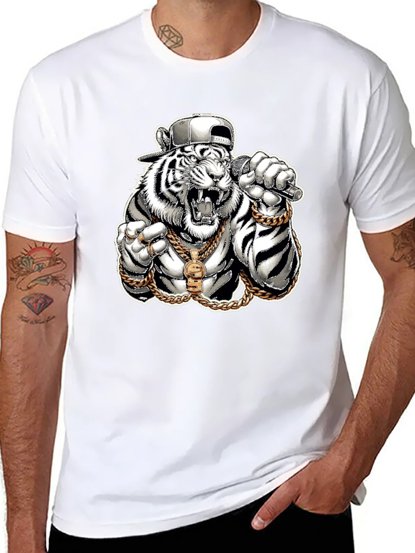 Camiseta Negra con Tigre Rapero