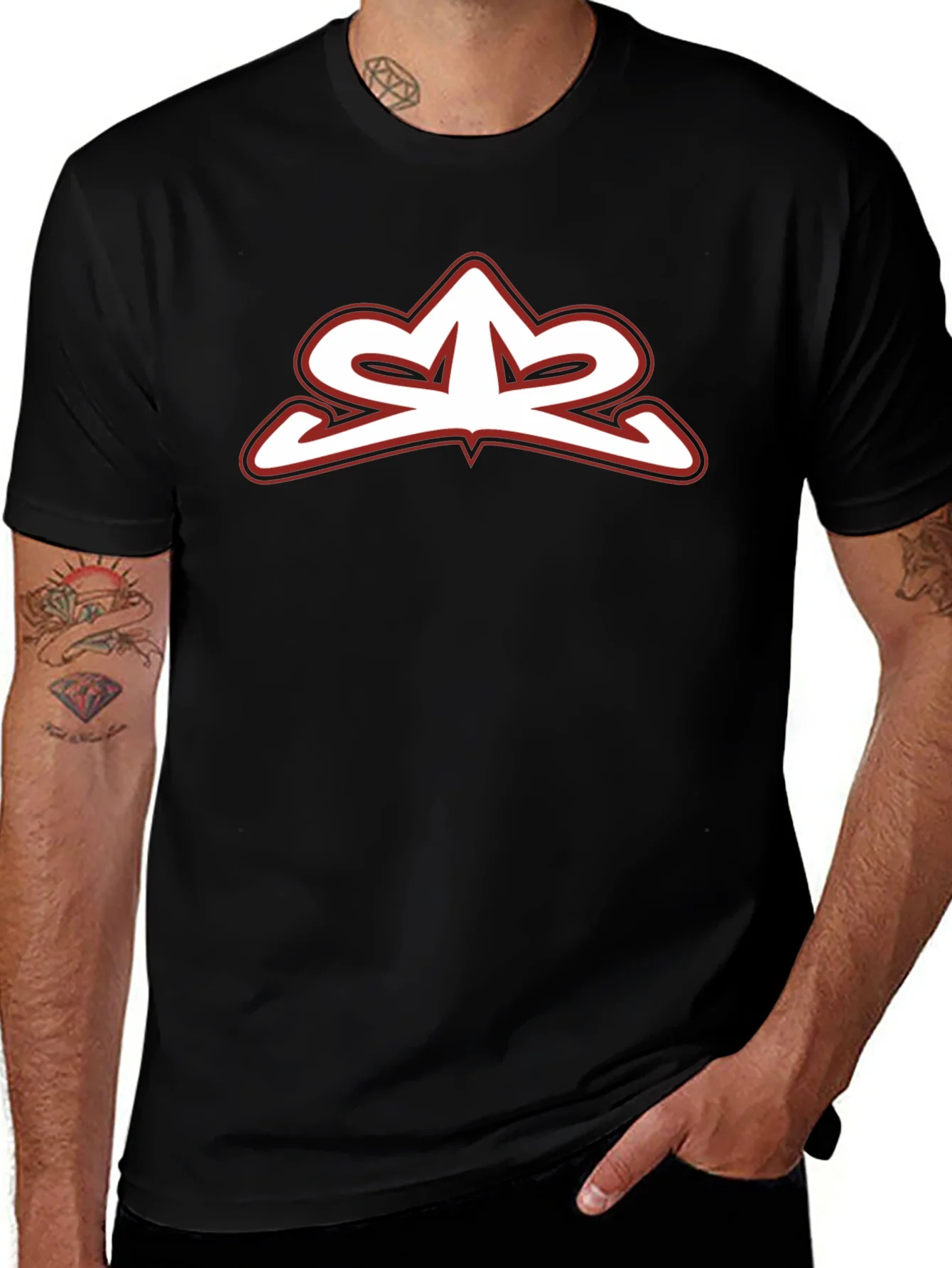 Camiseta Negra con Logo Distintivo