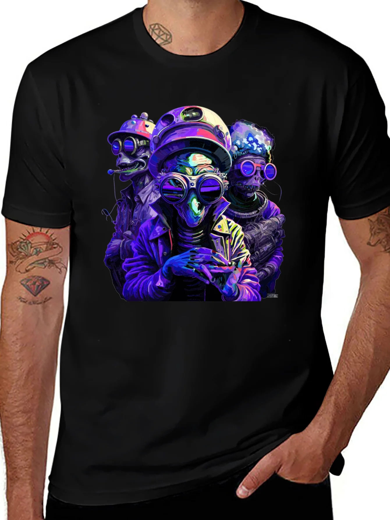 Rebbecca Retro Alien Crew Graphic Black T-Shirt