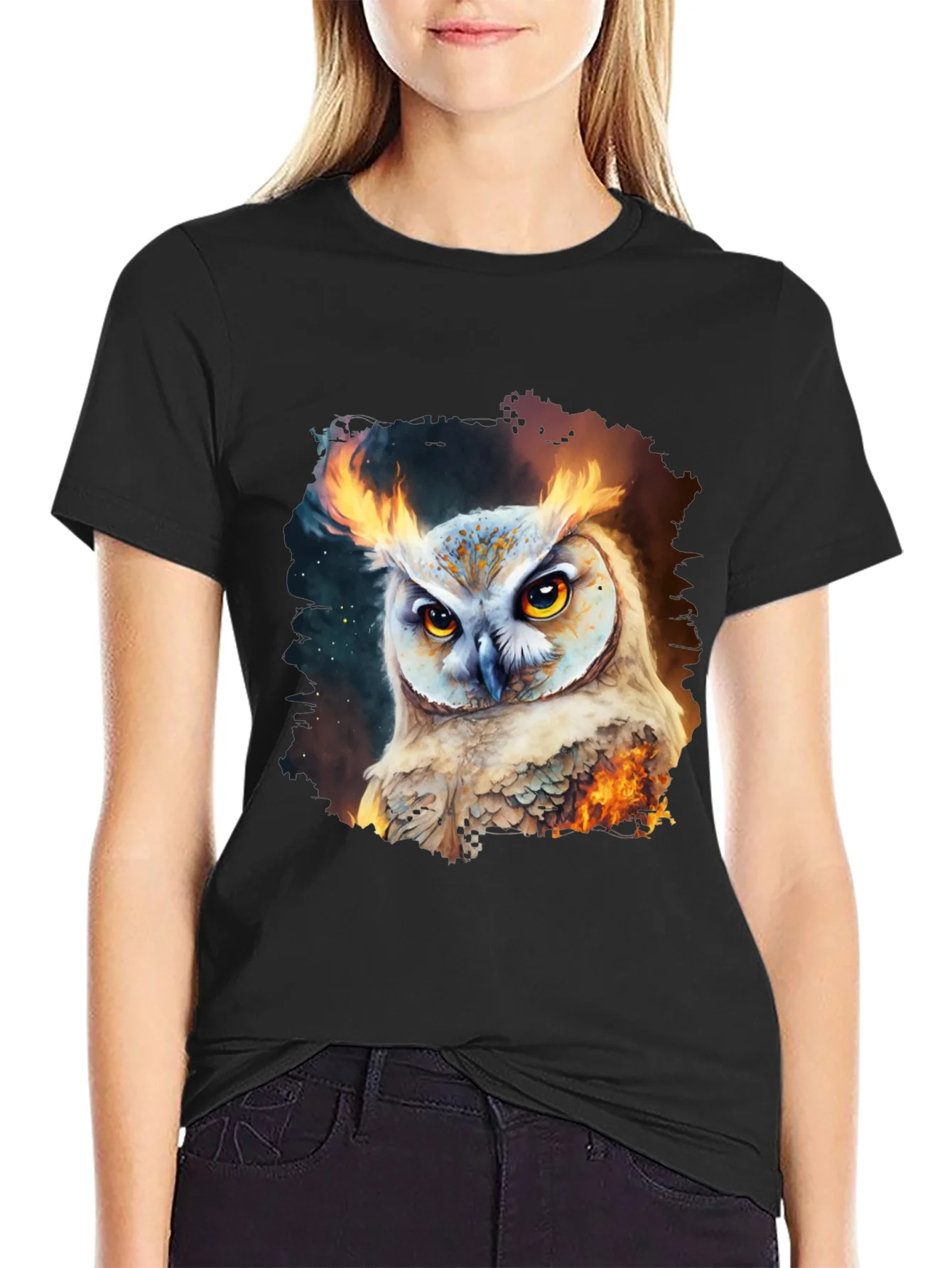 Camiseta Negra con Estampado de B¨²ho en Llamas