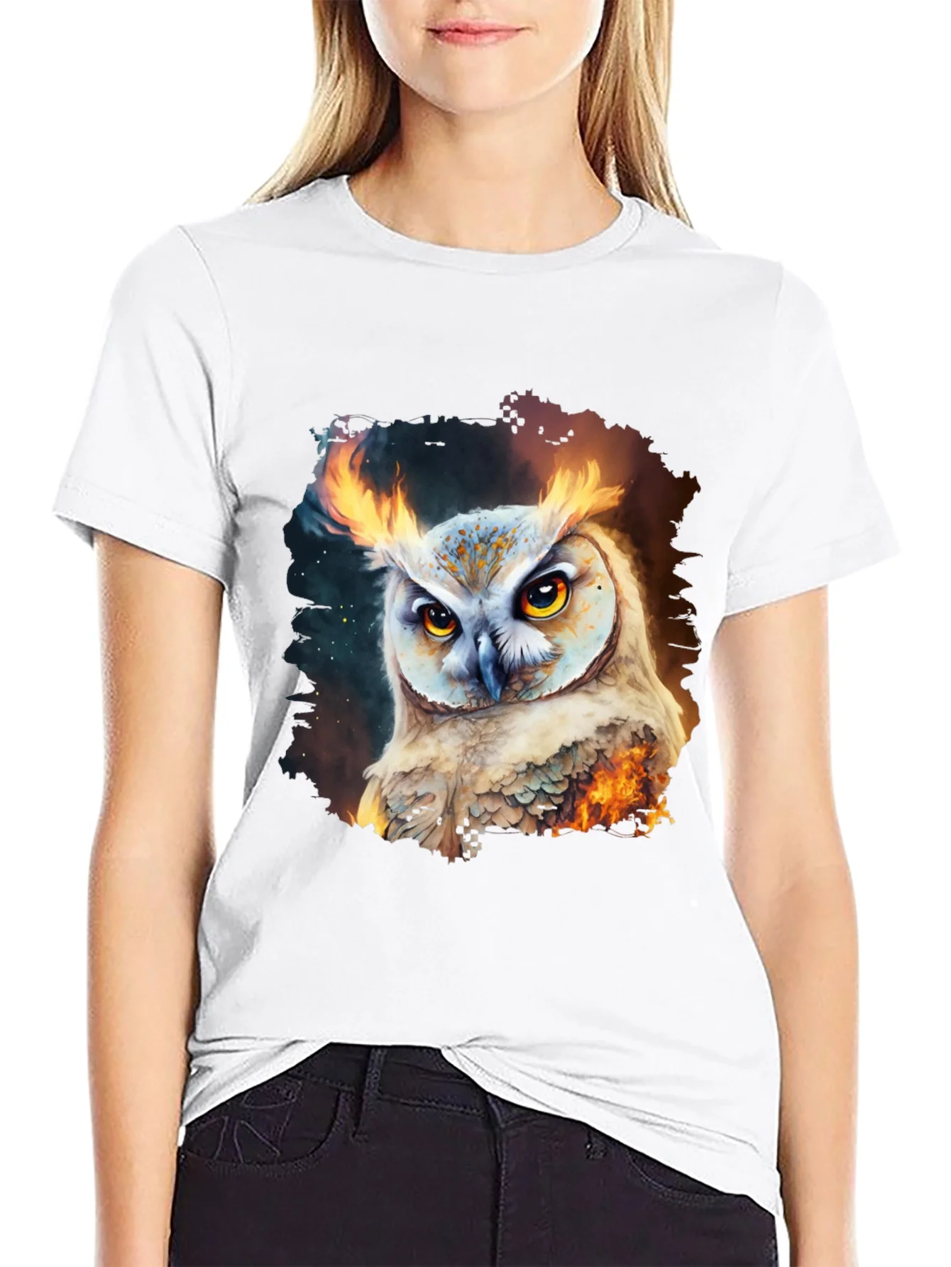 Camiseta Negra con Estampado de B¨²ho en Llamas