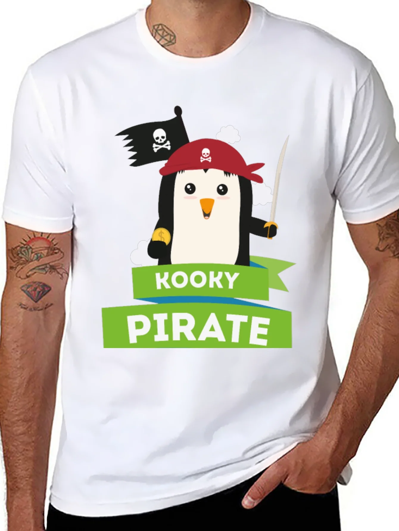 Camiseta Negra Pirata Pinguino Kooky