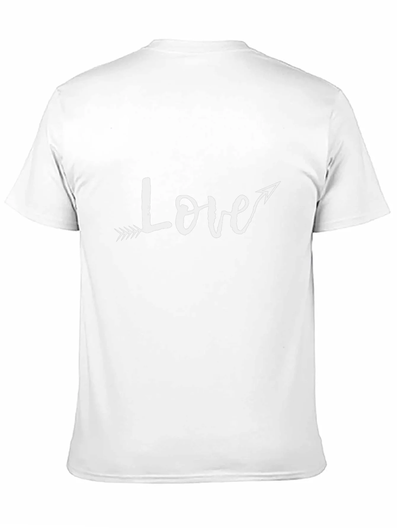 Camiseta Negra con Dise?o Love de Flecha