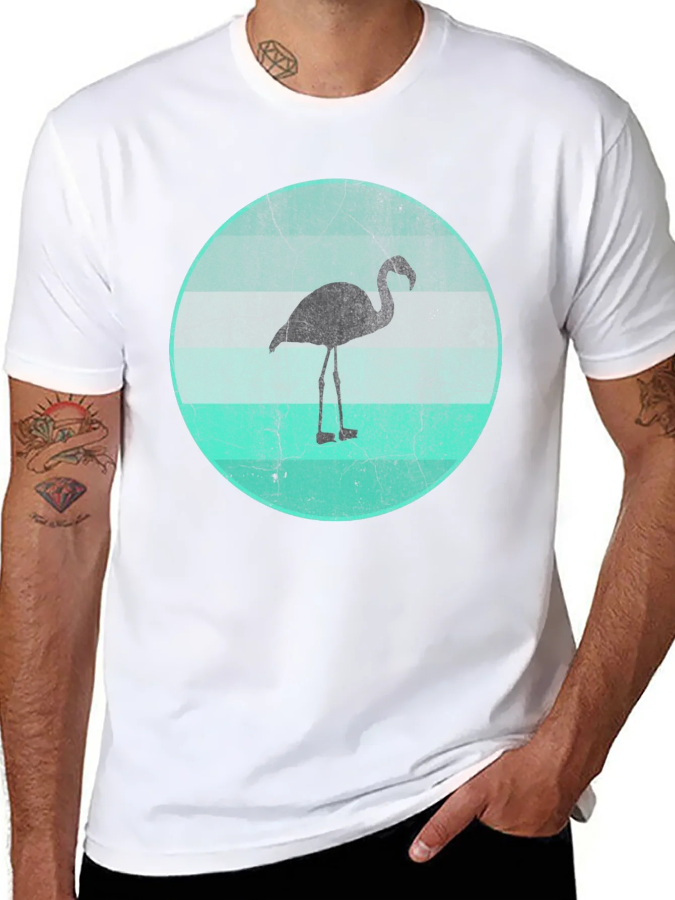 Camiseta Negra con Dise?o de Flamenco Retro
