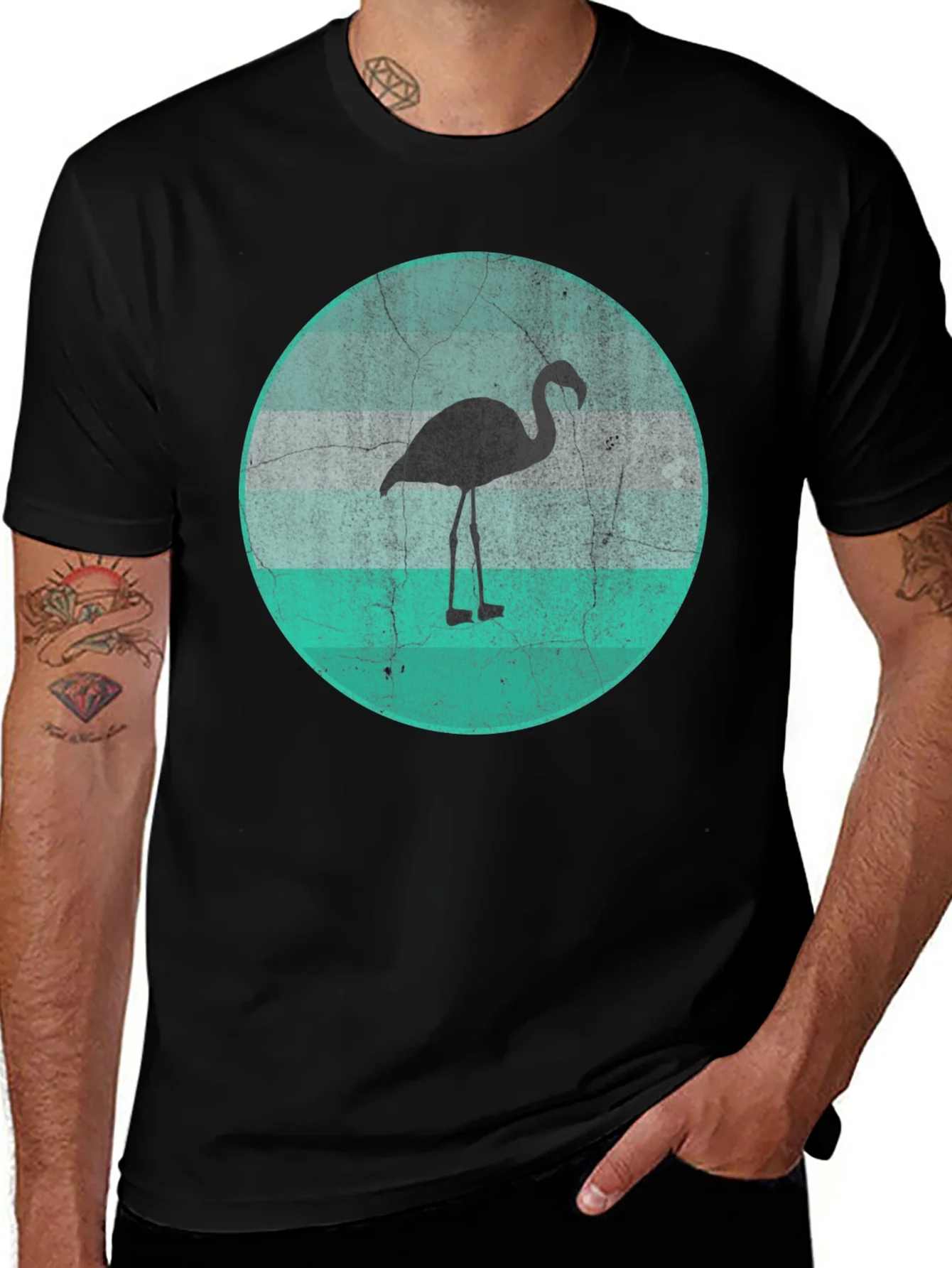 Camiseta Negra con Dise?o de Flamenco Retro