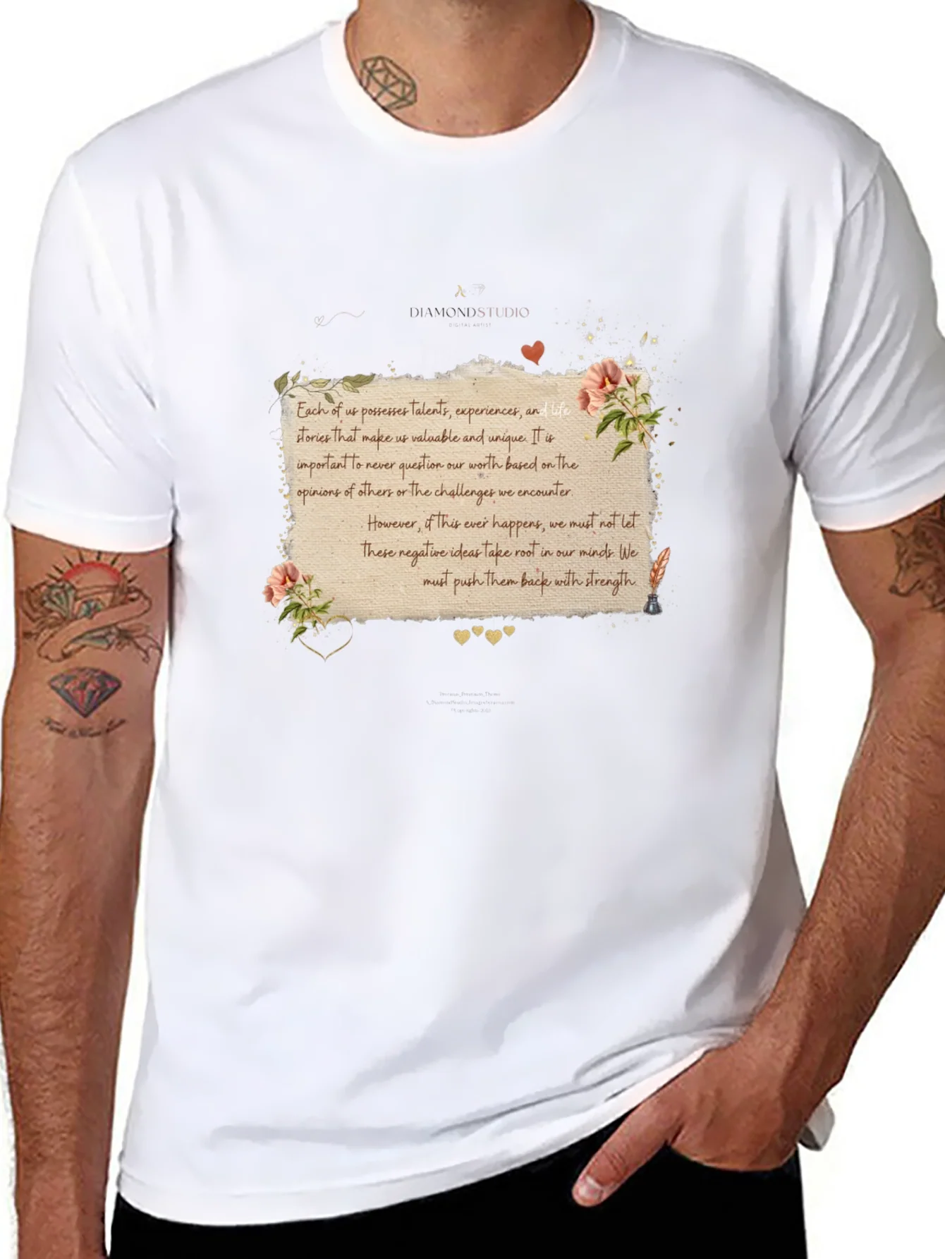 Camiseta Negra con Mensaje Inspirador Floral
