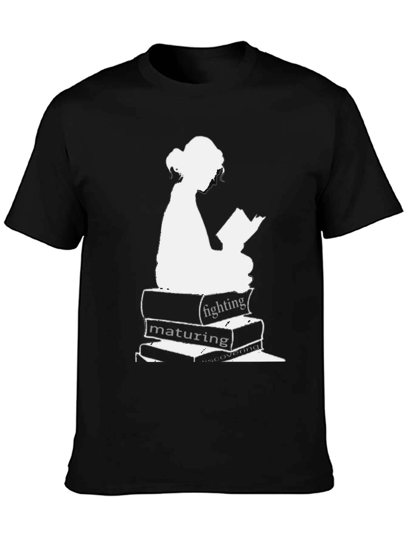 Camiseta Negra con Dise?o de Lectora Apilando Libros