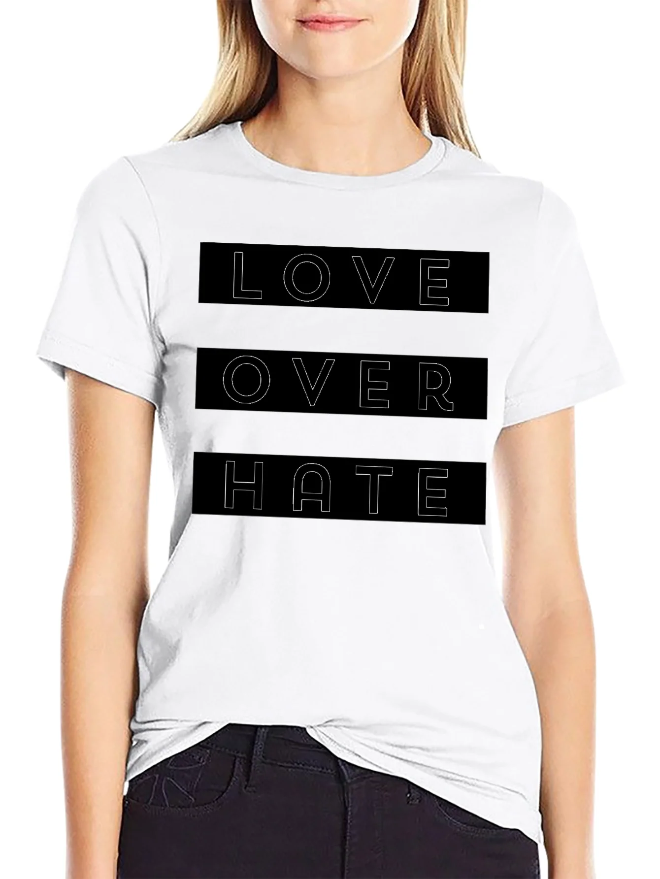 Camiseta Negra Amor Sobre Odio para Hombre