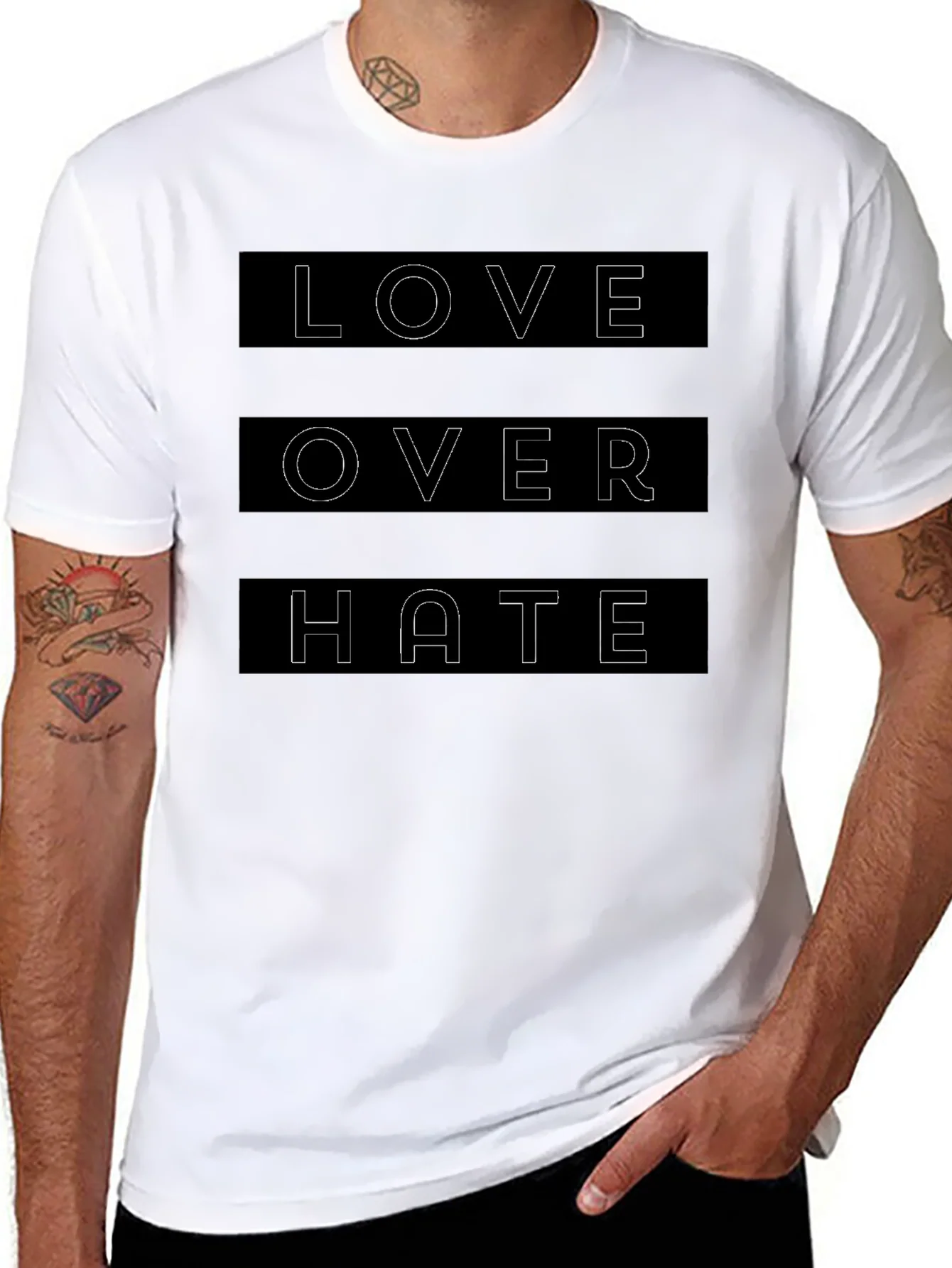 Camiseta Negra Amor Sobre Odio para Hombre