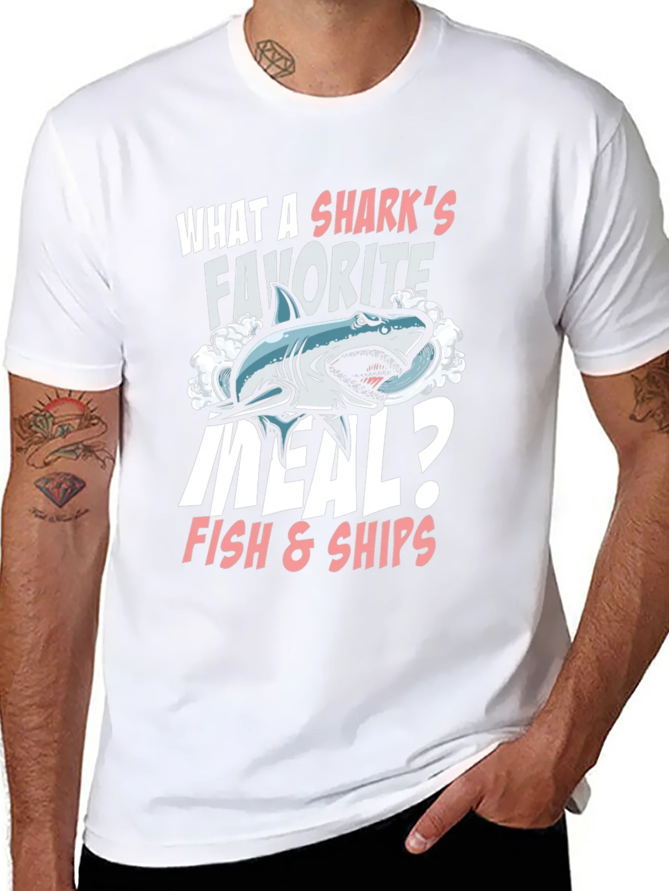 Camiseta Negra Humor Tibur¨®n - ?Fish & Ships!