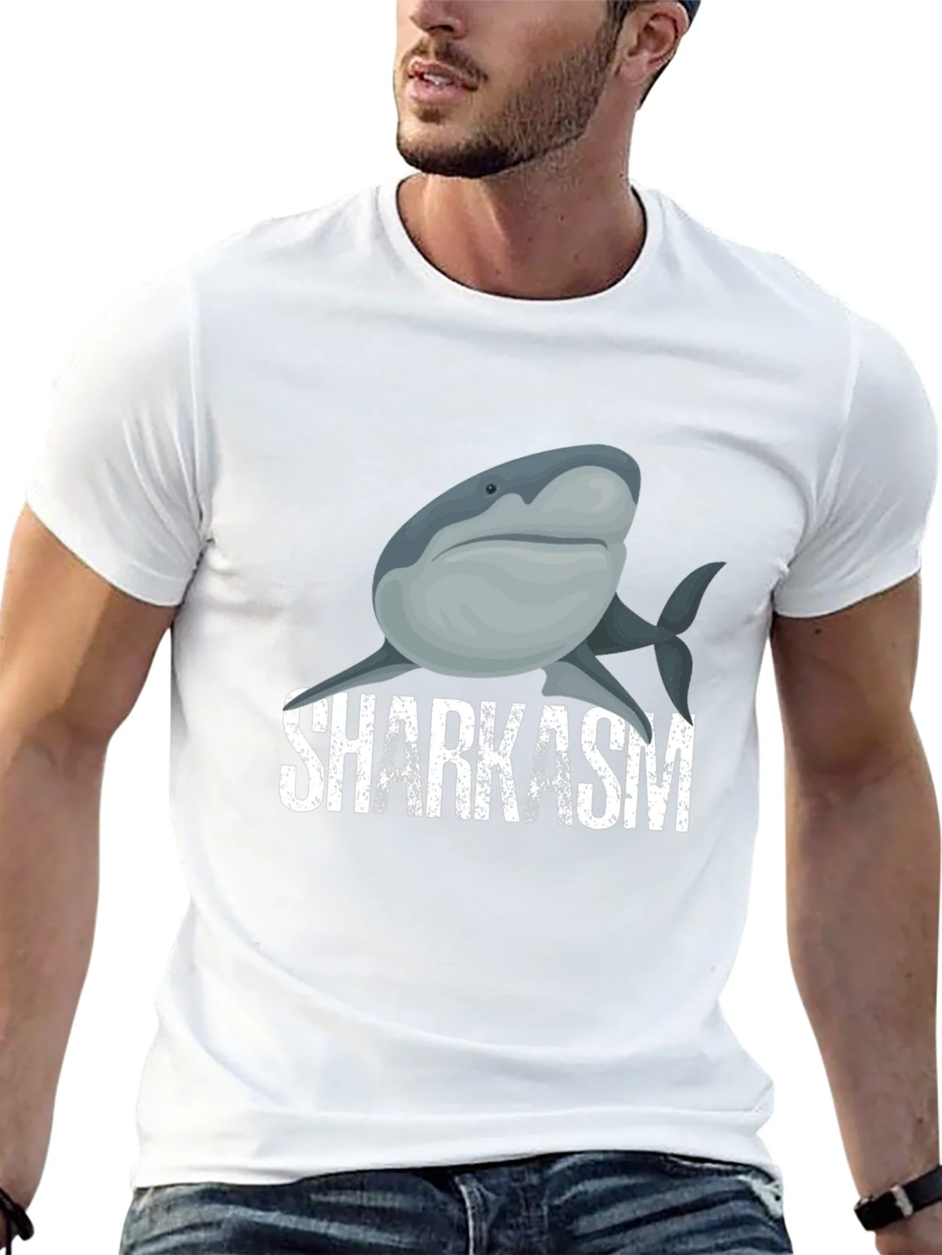 Camiseta Negra con Dise?o de Tibur¨®n y Texto SHARKASM