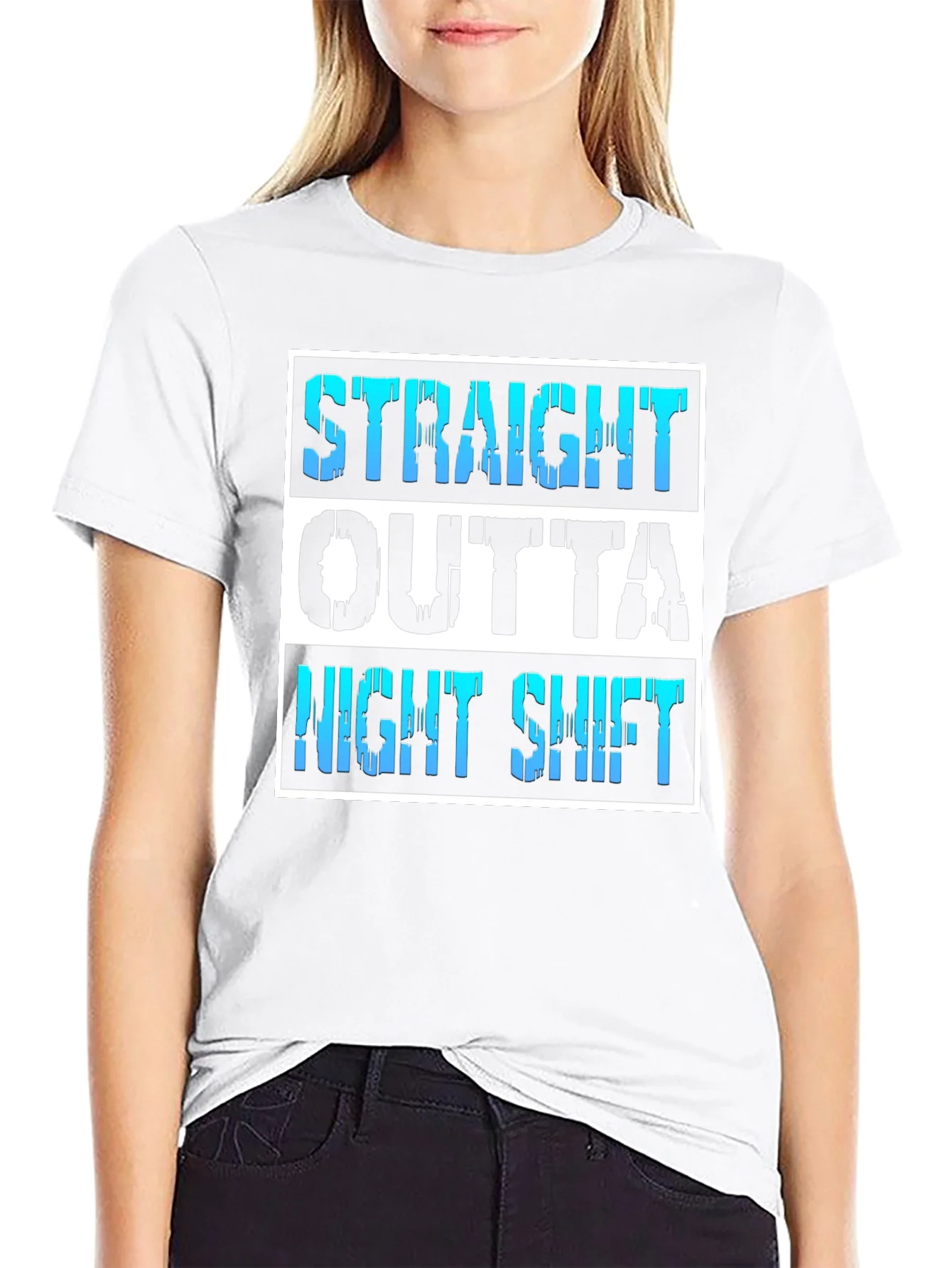 Camiseta Negra Straight Outta Night Shift