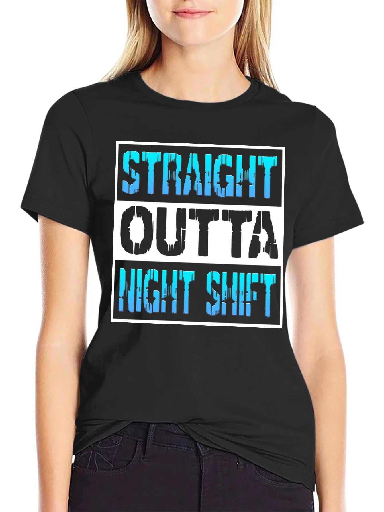 Camiseta Negra Straight Outta Night Shift