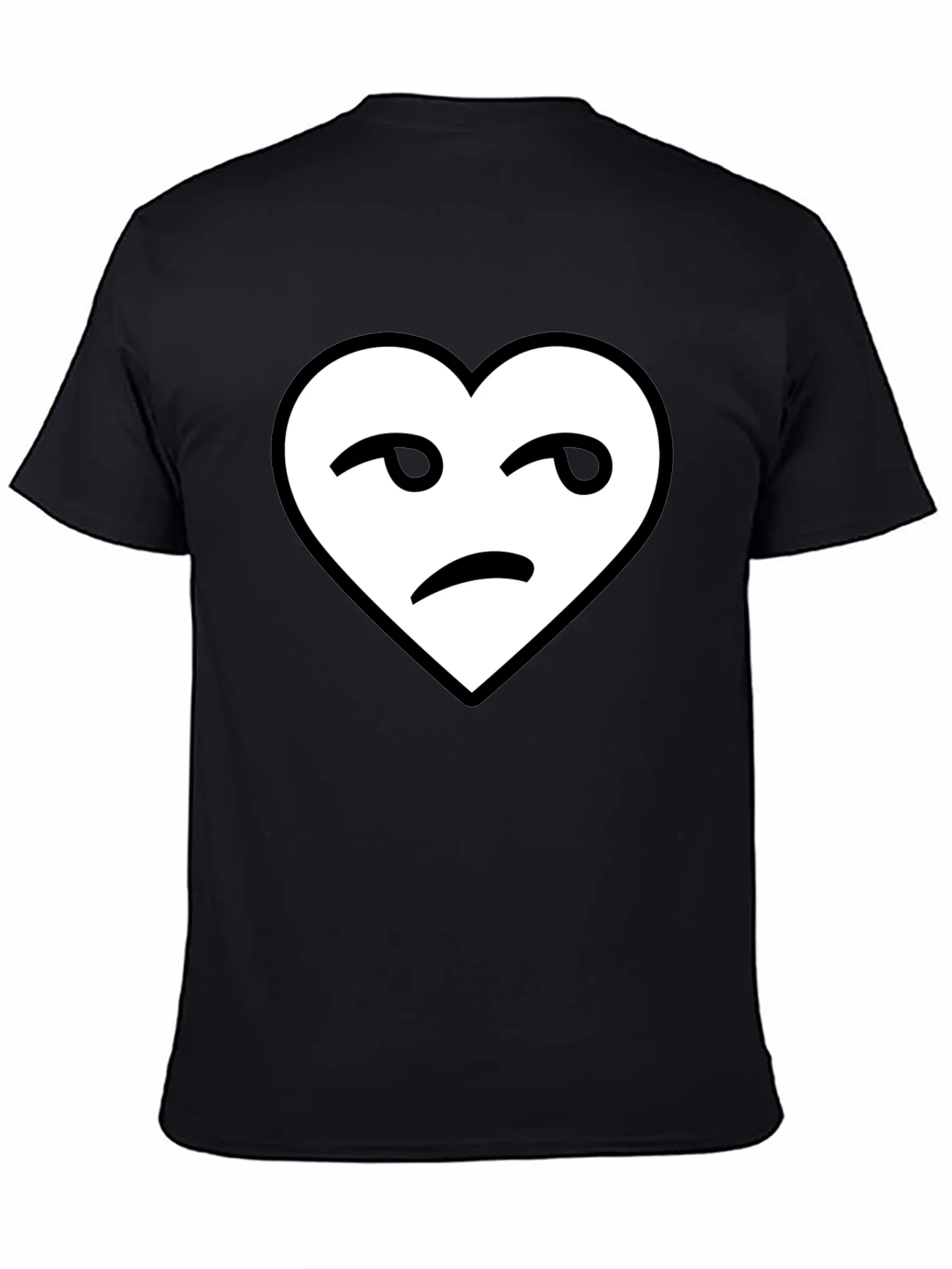 Camiseta Negra Coraz¨®n con Cara Desconfiada