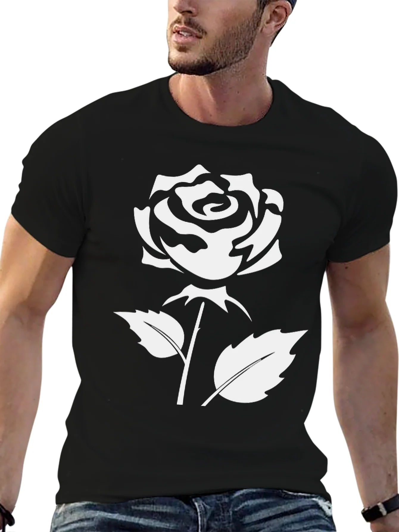 Camiseta Negra con Rosa Blanca Estilizada