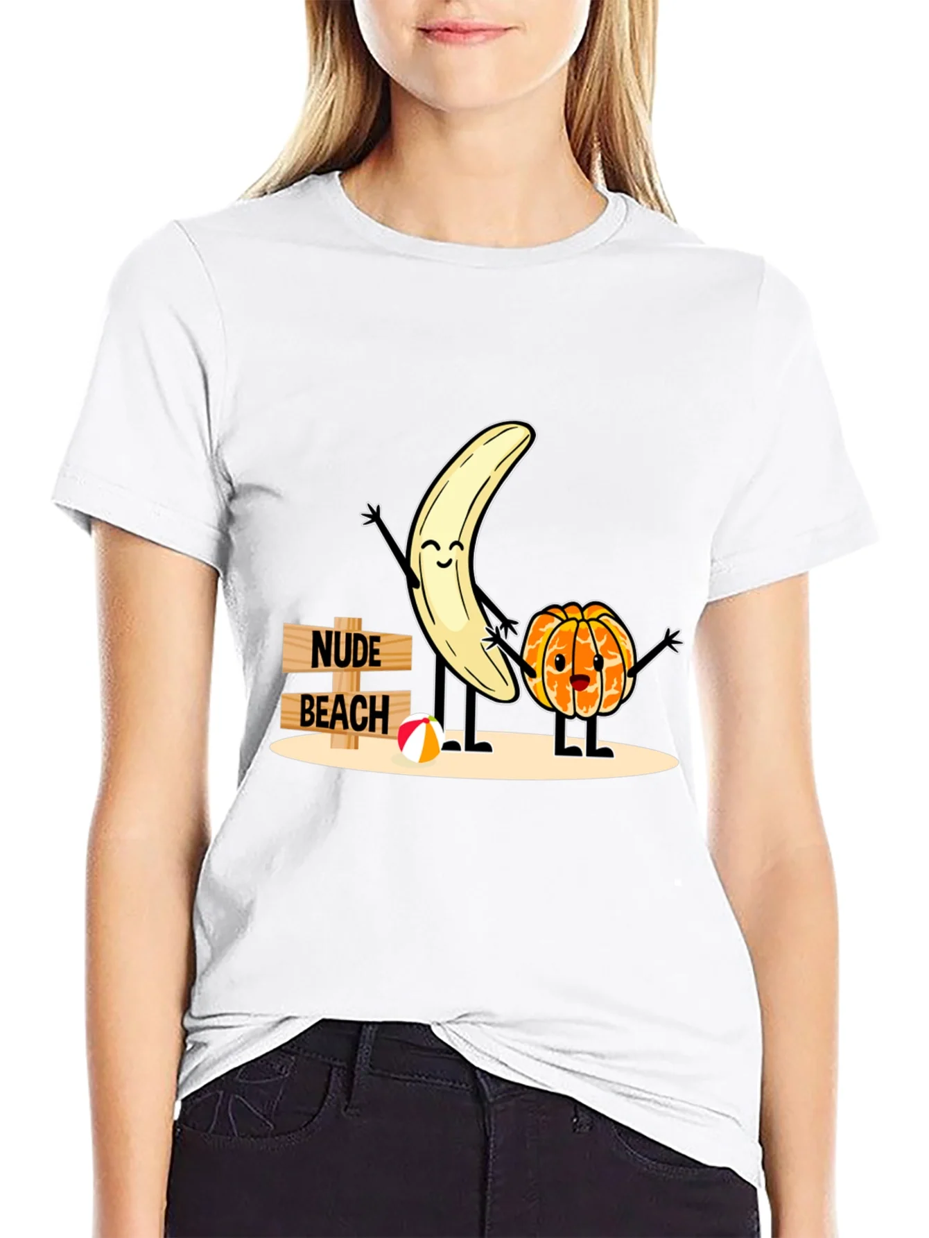 Camiseta Negra Humor¨ªstica: Playa Nudista Frutal