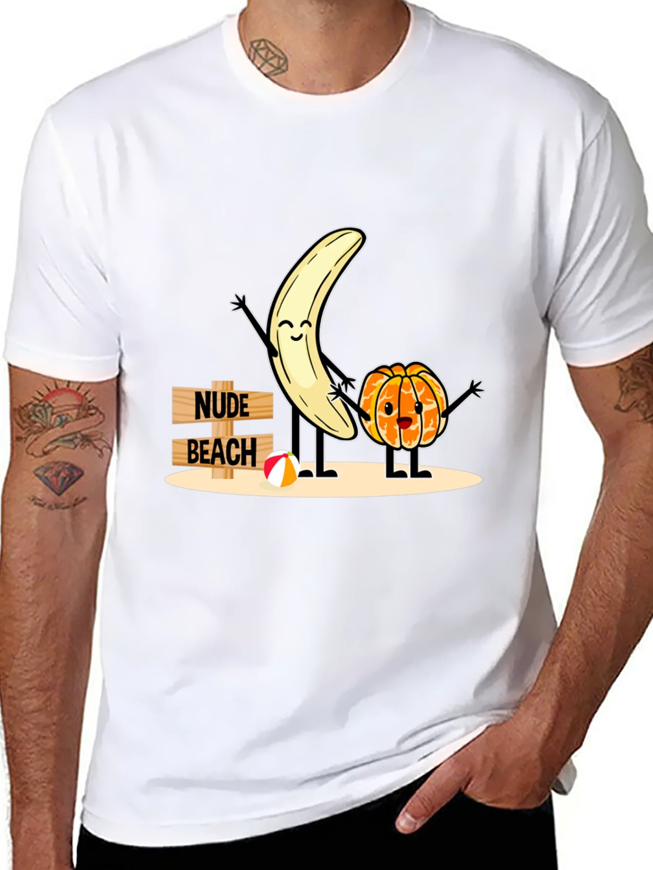 Camiseta Negra Humor¨ªstica: Playa Nudista Frutal