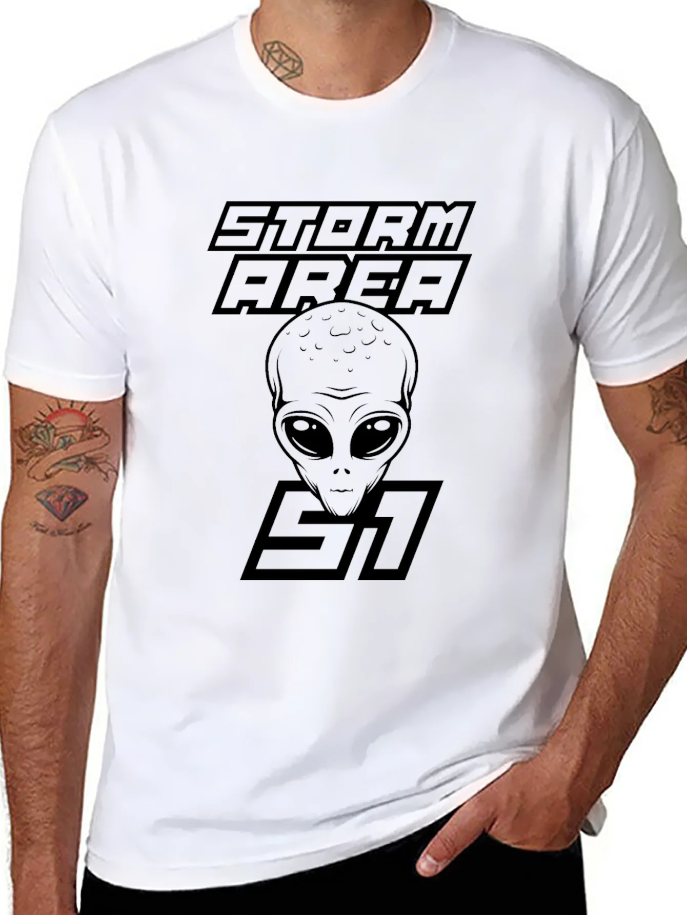 Camiseta Negra ¨¢rea 51 - Storm Area 51