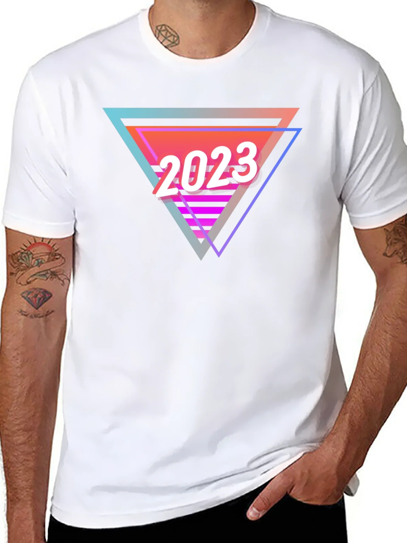 Camiseta Negra Retro 2023