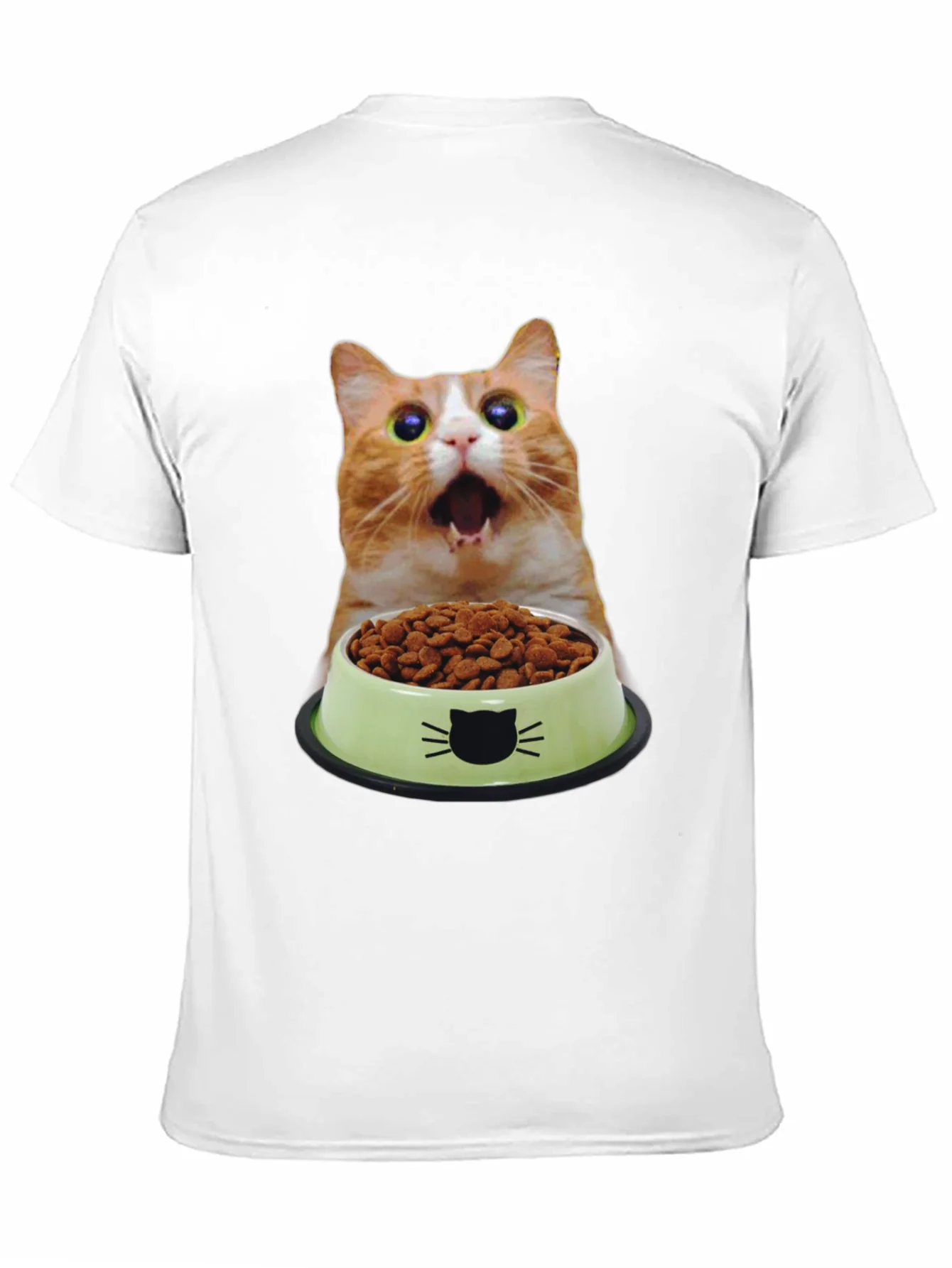 Camiseta Negra con Dise?o Gato Sorprendido y Comida