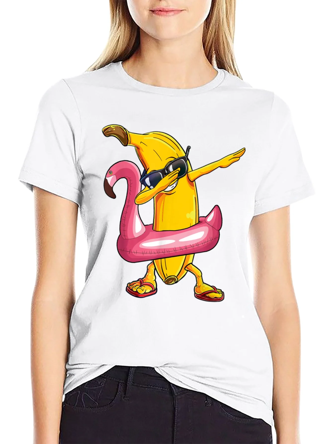 Camiseta Negra: Pl¨¢tano Dabbing en Flotador Flamingo