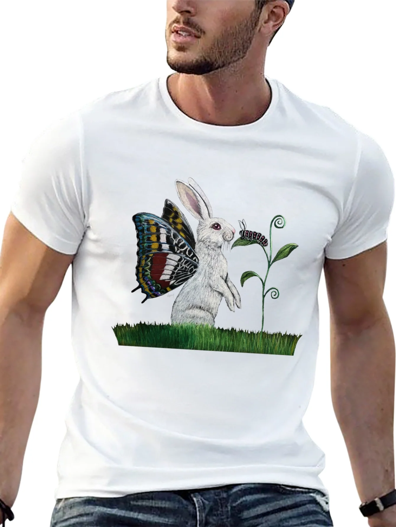 Camiseta Negra con Conejo y Alas de Mariposa