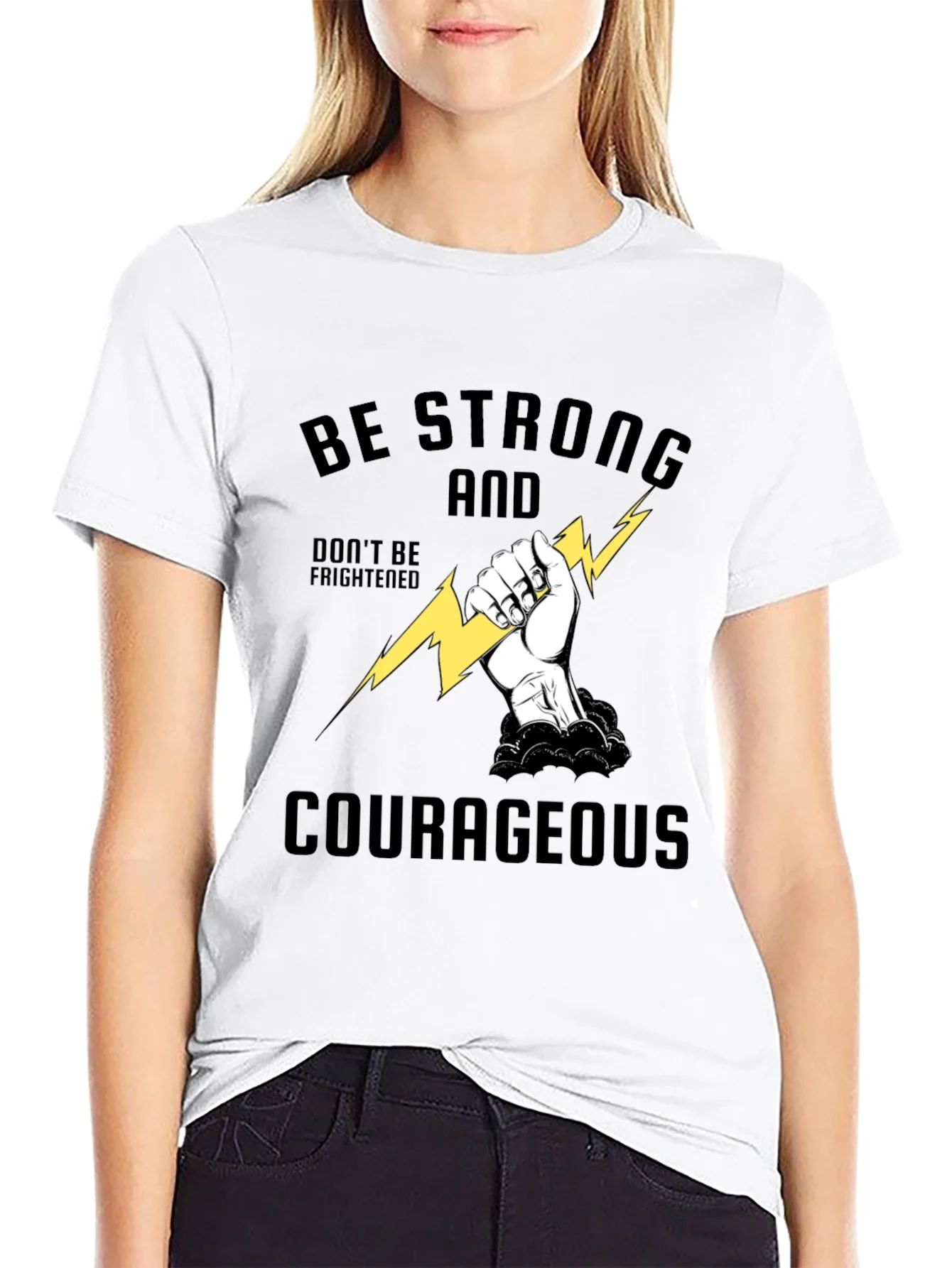 Camiseta Negra Inspiradora: S¨¦ Fuerte y Valiente